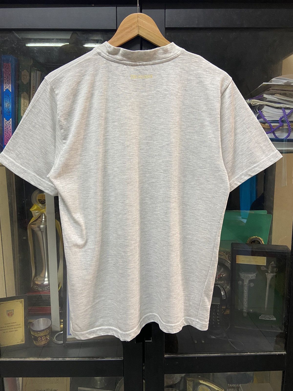 Trussardi Vintage trussardi SpellOut Logo Rare Find Size US M / EU 48-50 / 2 - 5 Thumbnail