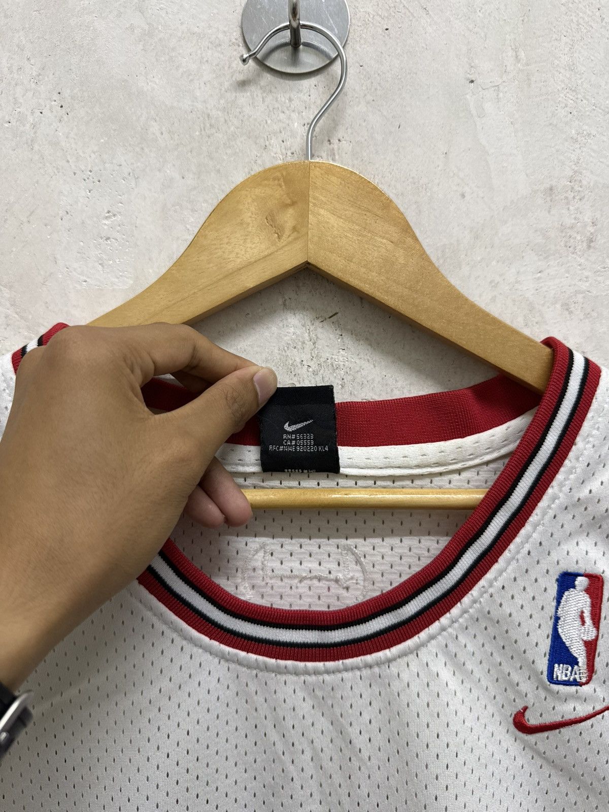 NBA 2000s Faded Michael Jordan Chicago Bulls NBA Jersey Size US S / EU 44-46 / 1 - 6 Thumbnail