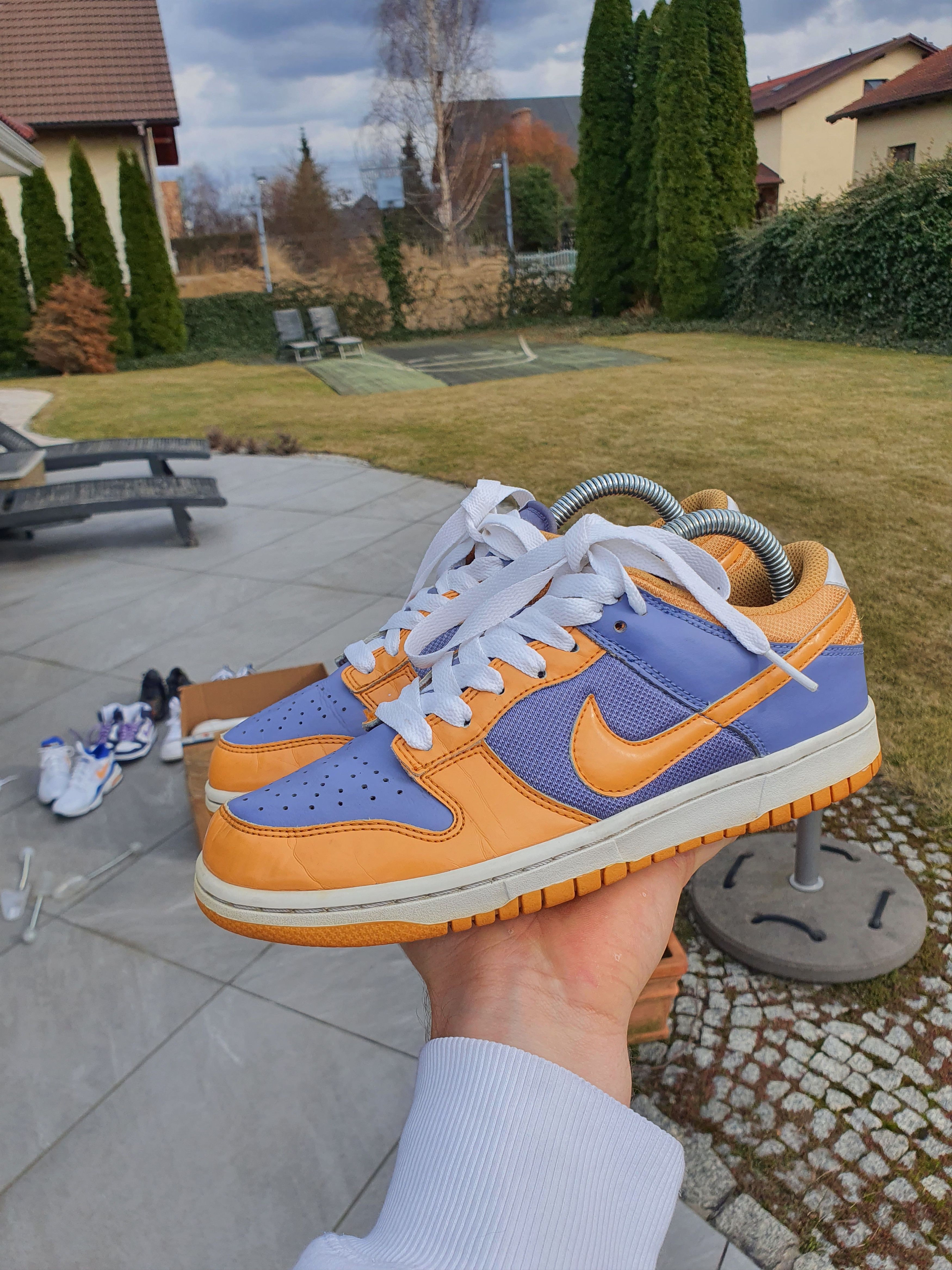 Nike 2008 Vintage Nike Dunk Low LA LAKERS Size US 6 / EU 39 - 5 Thumbnail
