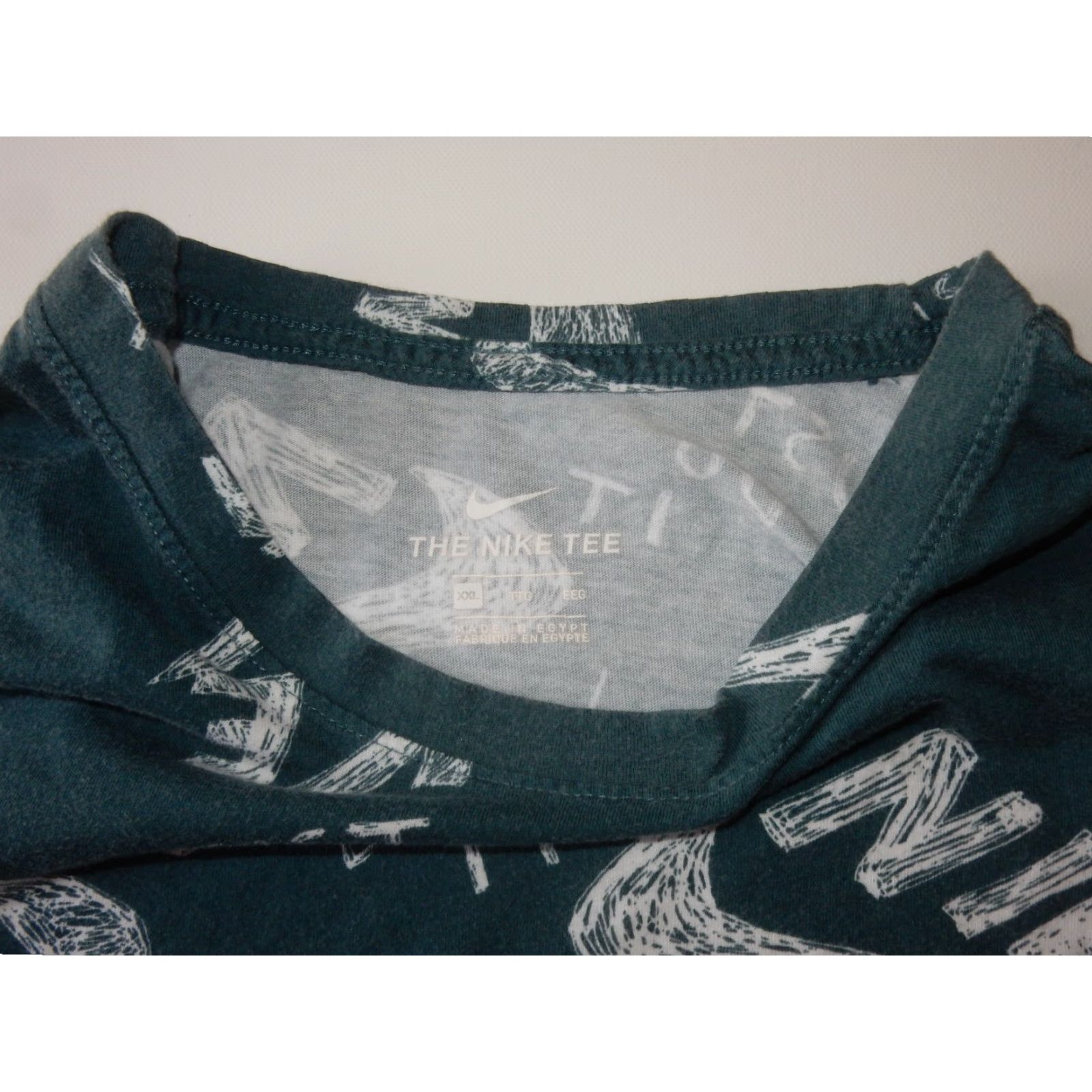 Nike Nike Men's T Shirt XXL Size All Over Chalk Graphic Print Short Sleeve Green Cotton Shirts Mens Size US XXL / EU 58 / 5 - 2 Thumbnail