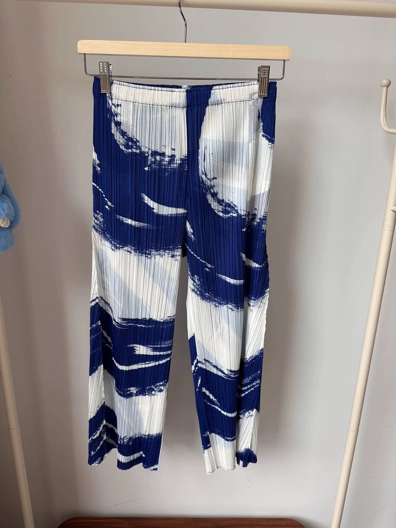 Issey Miyake Issey Miyake size:2 Blue white cloud pleated long pants Size 32" / US 10 / IT 46 - 1 Thumbnail