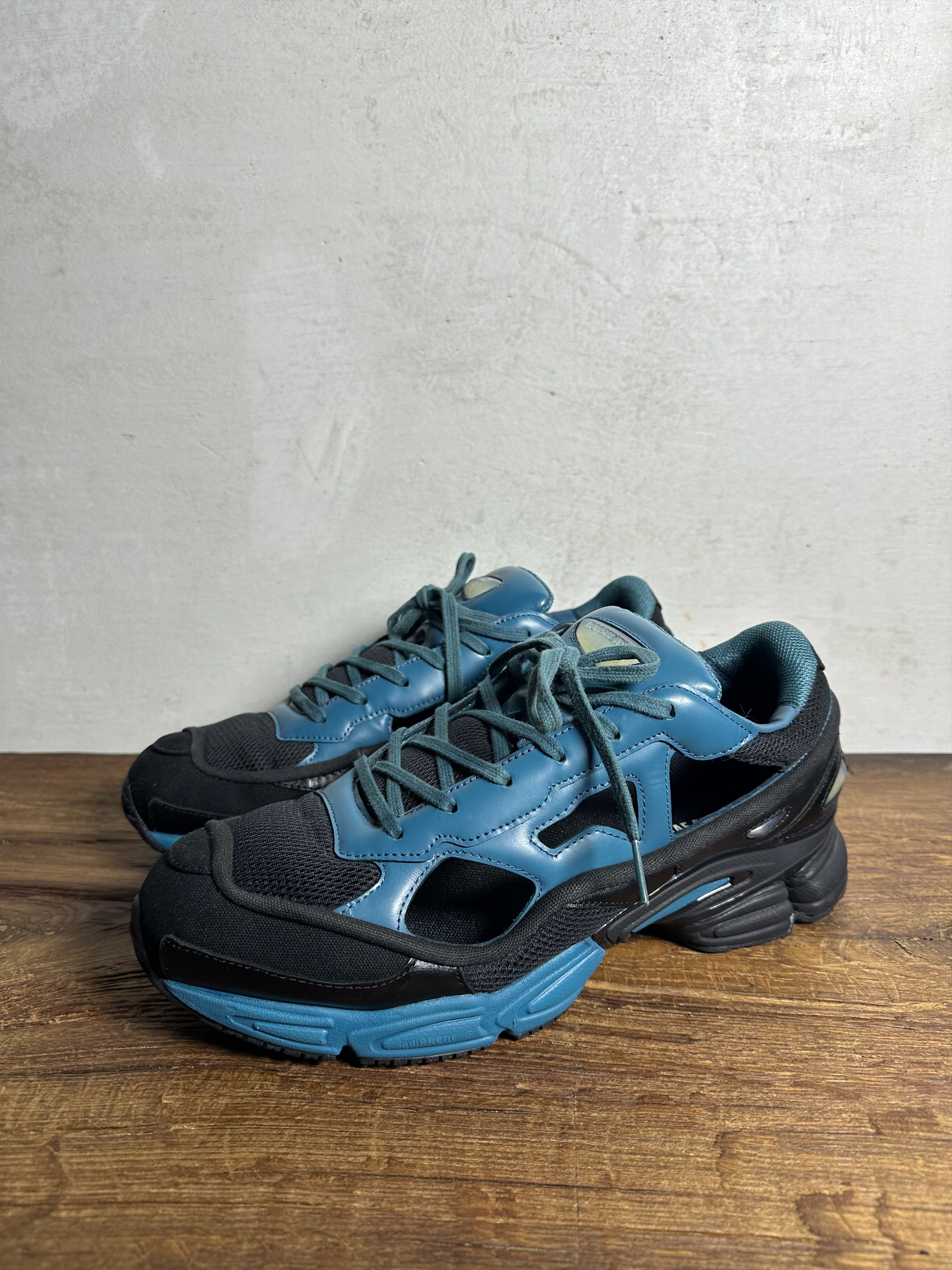 Adidas × Raf Simons Raf Simons x Replicant Ozweego Black Colonial Blue Size US 10 / EU 43 - 2 Thumbnail