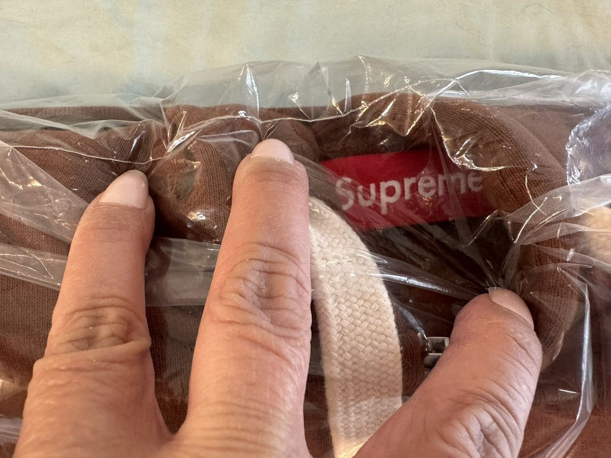Supreme Supreme Brown Box Label Hoodie sz Med DEADSTOCK Size US M / EU 48-50 / 2 - 5 Thumbnail