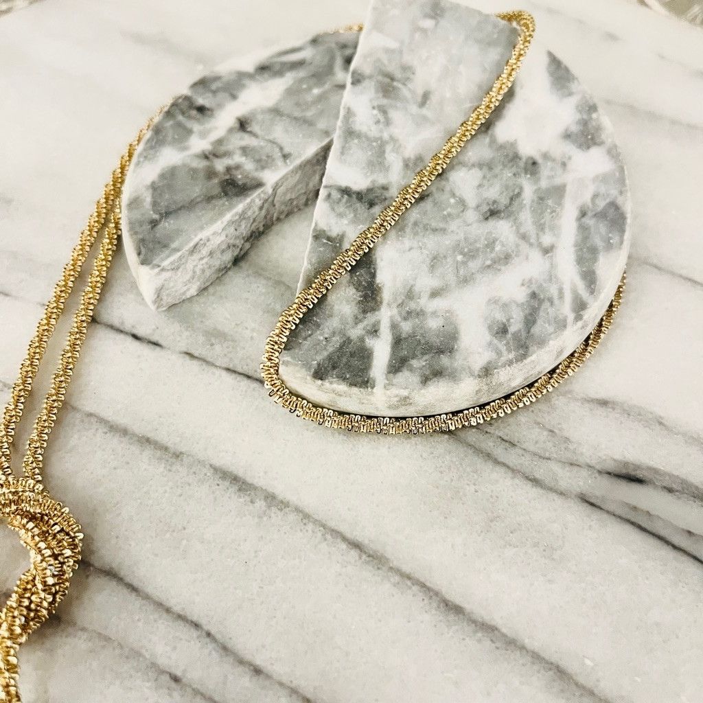 Vintage Vintage Textured Gold Toned Chain Necklace Knot Tassel Size ONE SIZE - 4 Thumbnail
