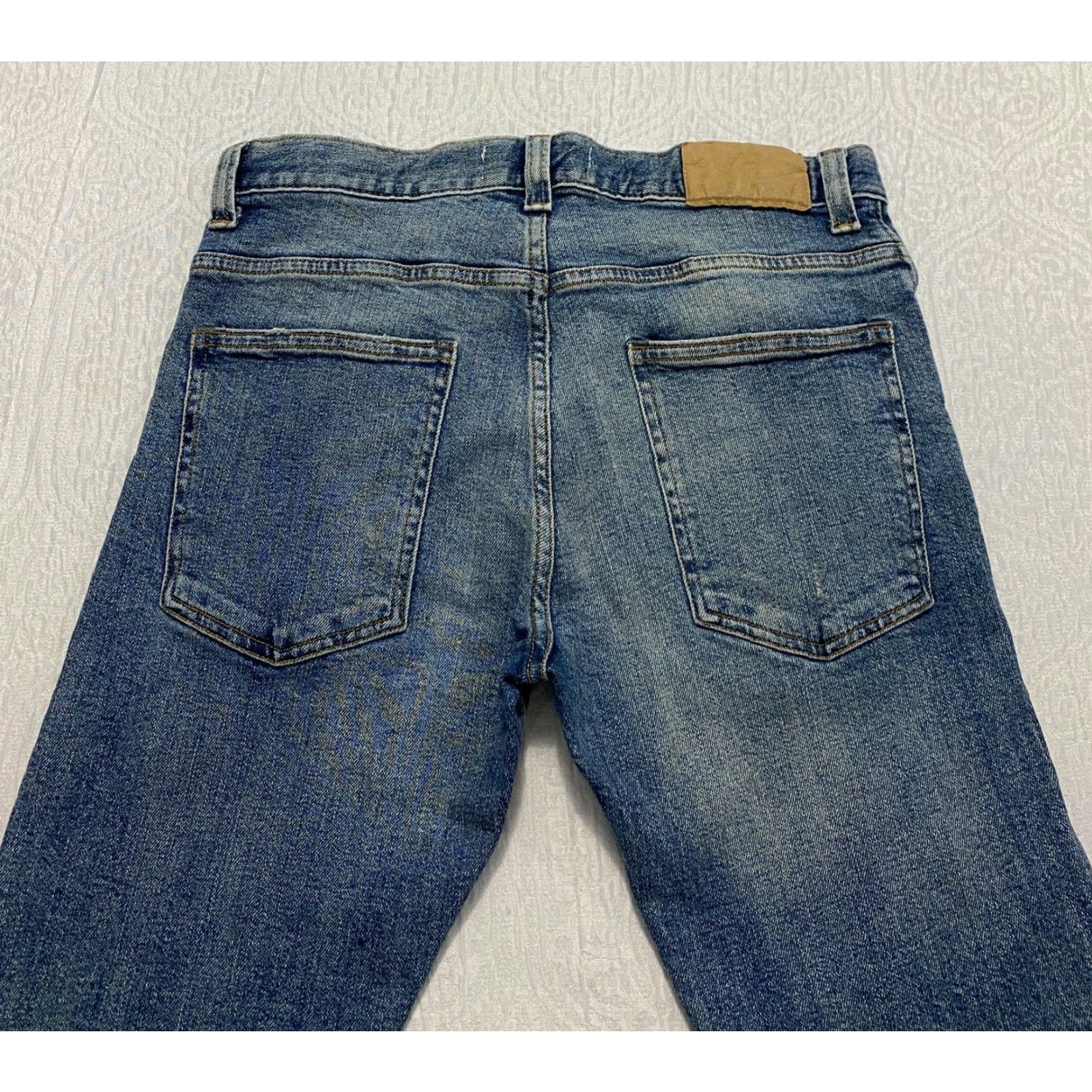 H&M H&M LOGG Jeans Slim Distressed Men Blue 29 Regular Denim Button fly 5-Pocket Design Inseam 32 Slim Fit Jeans Mens Size US 30 / EU 46 - 3 Thumbnail