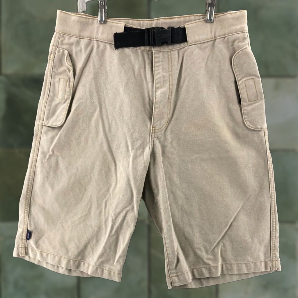 Tommy Hilfiger VINTAGE Tommy Hilfiger Jeans Khaki Shorts Mens 32 Beige 90s Size US 33 - 1 Thumbnail