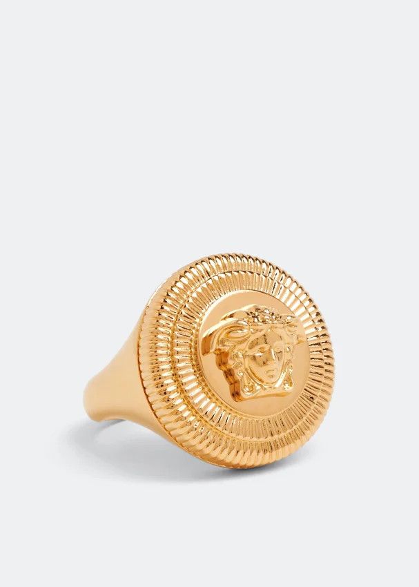 Versace o1s22i1n0125 Size: 21 / Medusa Biggie Ring in Gold Size ONE SIZE - 1 Thumbnail