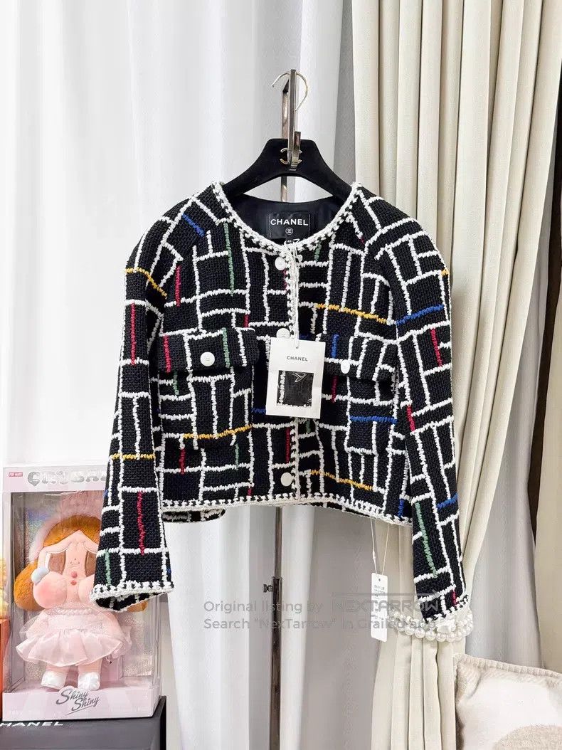 Chanel Chanel Colorful maze pattern striped tweed woven long-slee Size M / US 6-8 / IT 42-44 - 1 Thumbnail