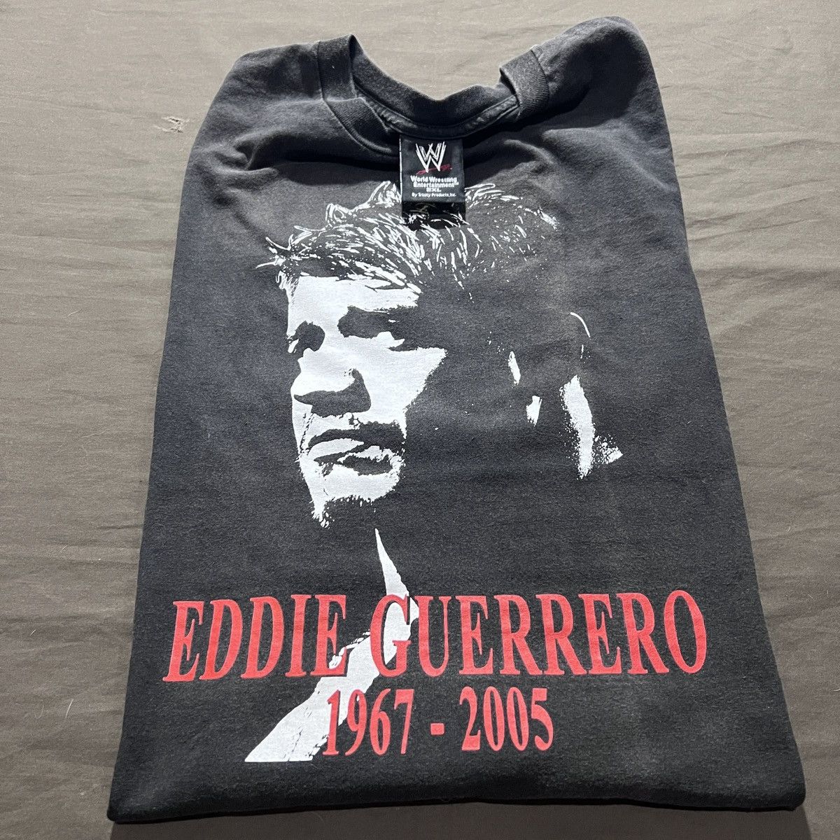WWE Vintage Y2K Eddie Guerrero Promo Tee 2XL Wrestling Faded Size US XXL / EU 58 / 5 - 1 Thumbnail