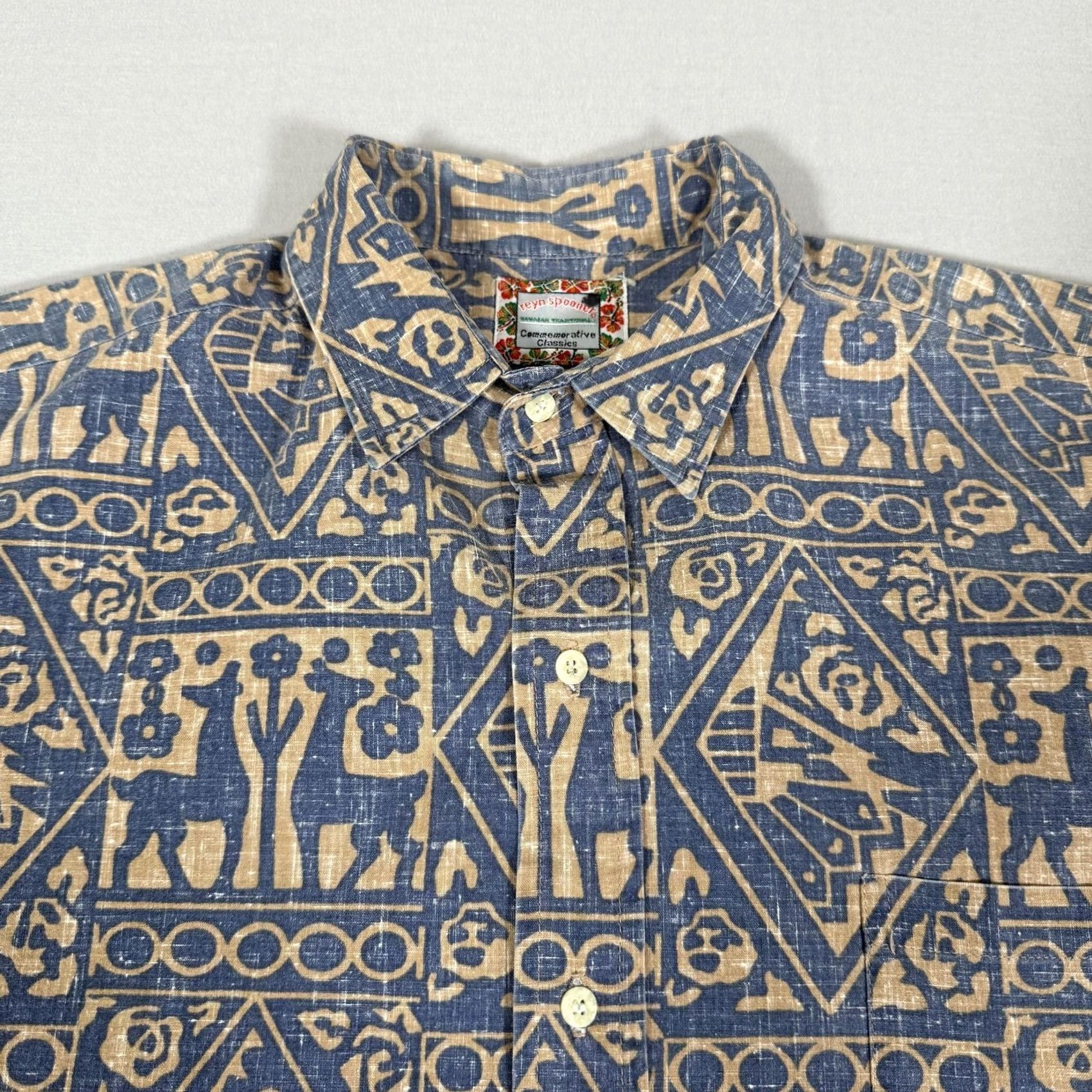 Reyn Spooner Reyn Spooner Shirt Mens Large Blue Hawaiian Button Up Commemorative Classics 90s Size US L / EU 52-54 / 3 - 3 Thumbnail