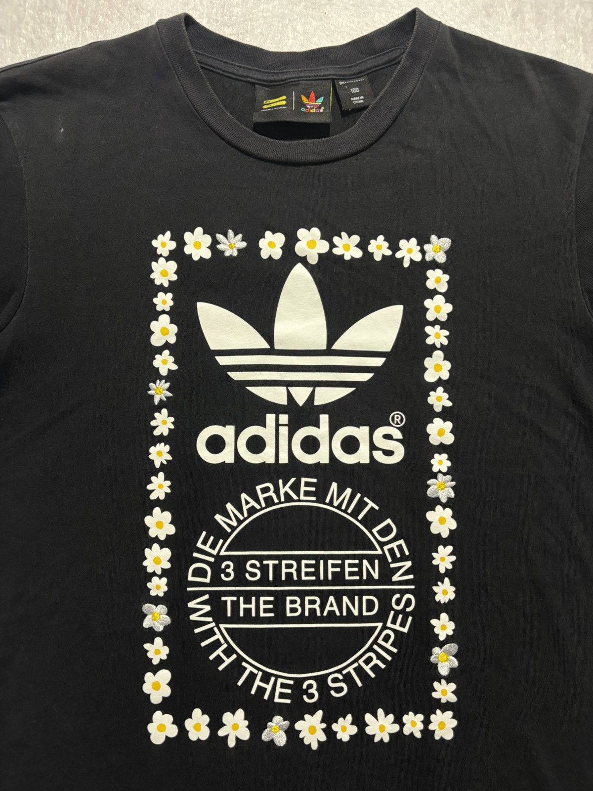 Adidas × Pharrell Adidas x Pharrell Williams Tshirt Size US M / EU 48-50 / 2 - 2 Thumbnail
