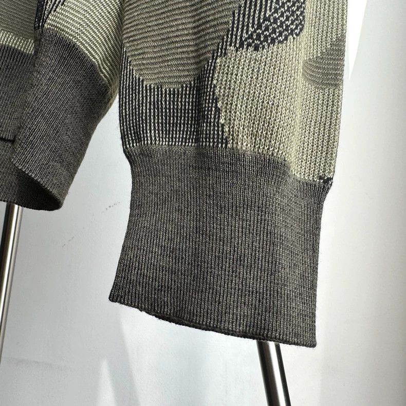 Alexander McQueen Alexander Mcqueen Printed sweater Size US S / EU 44-46 / 1 - 4 Thumbnail