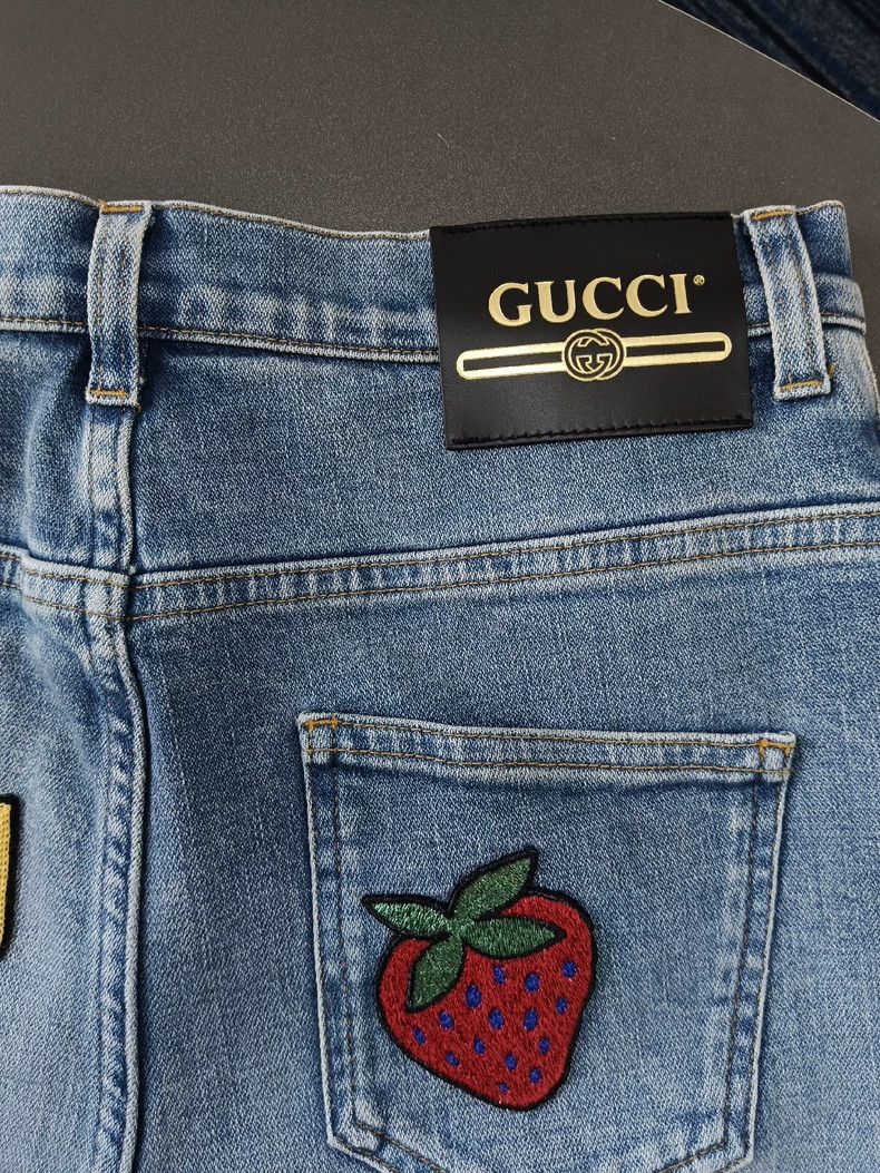 Gucci Gucci Strawberry embroidered denim trousers 2504-Nextarrow Size US 28 / EU 44 - 6 Thumbnail