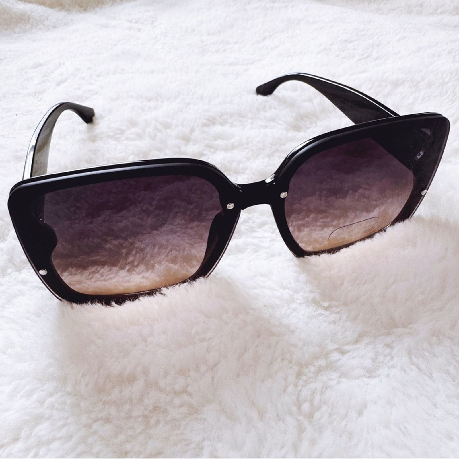 Other Abby Black Square Frame Sunglasses Size ONE SIZE - 6 Thumbnail