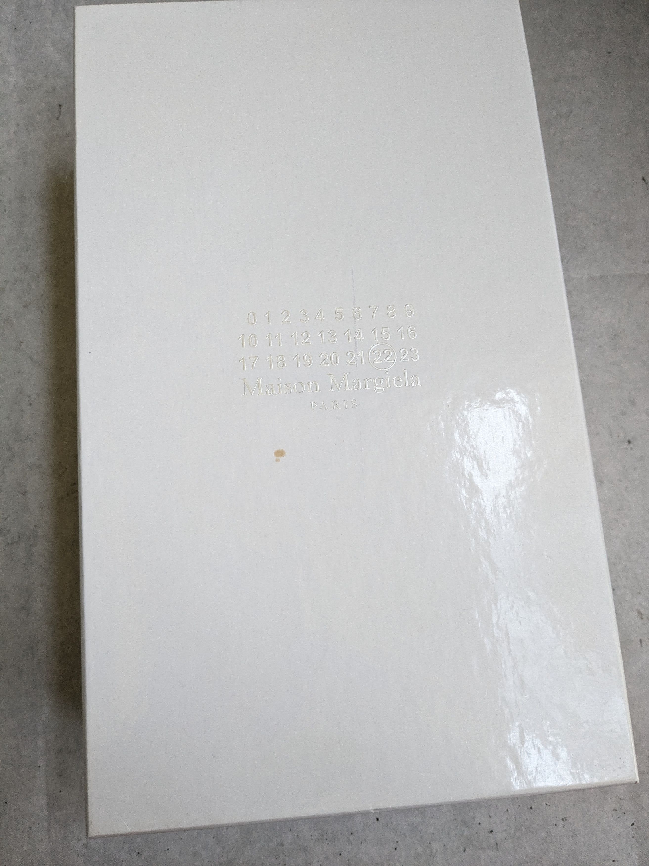 Maison Margiela Maison Margiela Replica GAT Silver Black 10 43 Low Tops Size US 10 / EU 43 - 20 Thumbnail
