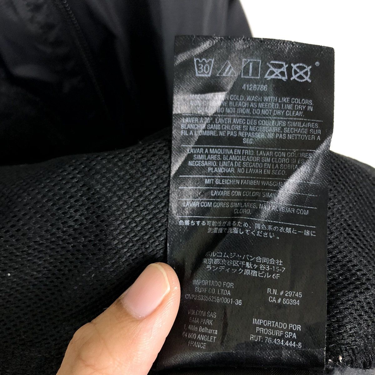 Japanese Brand 🔥90’s VINTAGE VOLCOM JAPAN MADE SURVIVAL JACKET Size US M / EU 48-50 / 2 - 15 Thumbnail