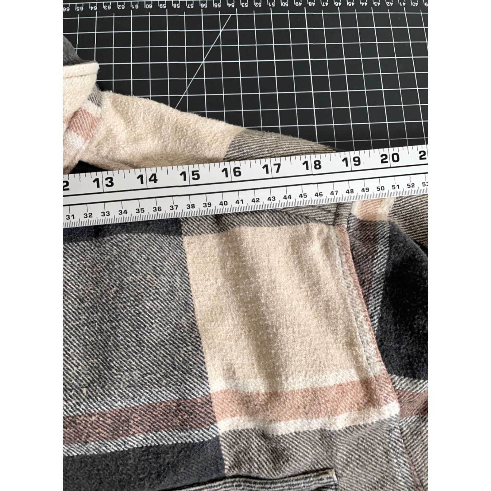Vintage VINTAGE Creative Edge Shirt Adult Large Beige/Black Check Flannel 90s Grunge Workwear Mens Size US L / EU 52-54 / 3 - 7 Thumbnail
