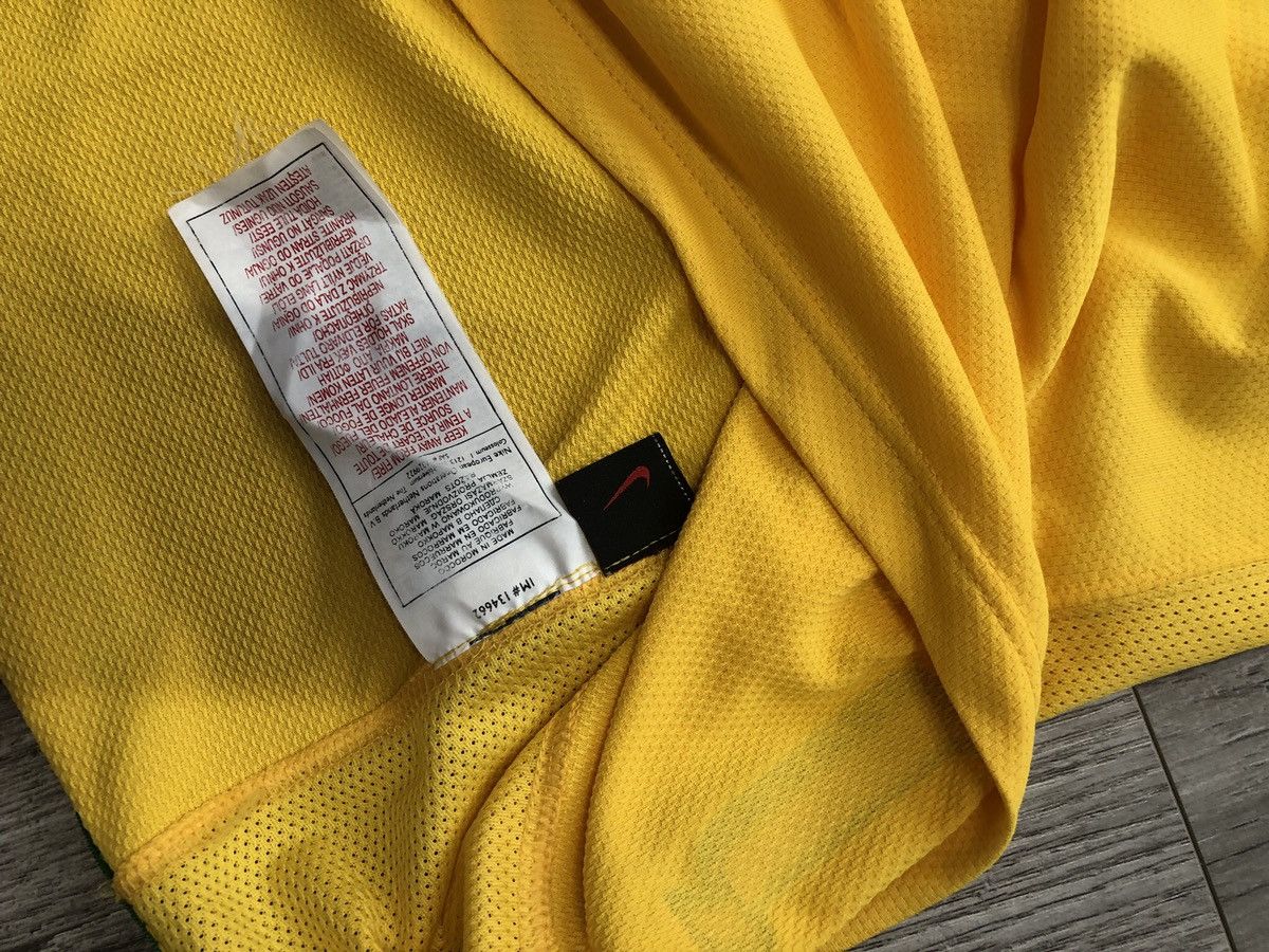 Nike × Vintage Brazil vintage football jersey Size US L / EU 52-54 / 3 - 6 Thumbnail