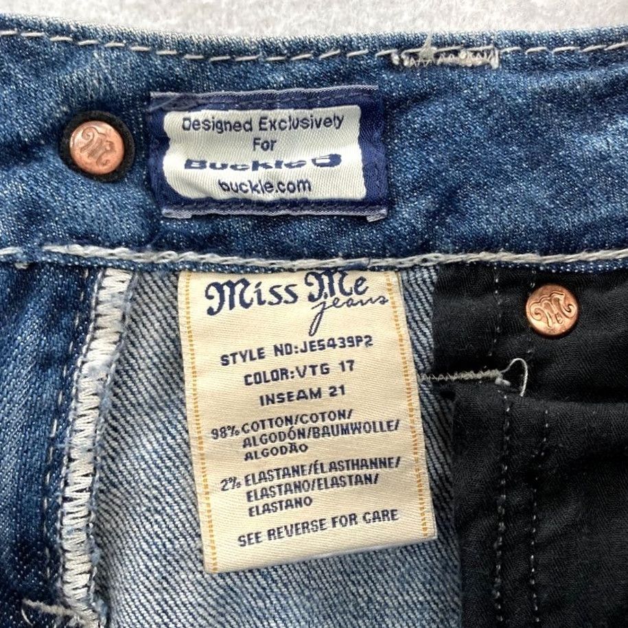 Miss Me Miss Me Jeans Women's 25 Cuff Capri Medium Blue Distressed Denim Thick Stitch Capri Jeans Women Size 42" / US 20 - 7 Thumbnail