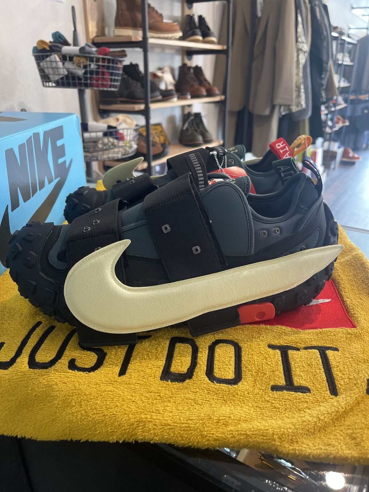 Cactus Plant Flea Market × Nike Cactus Plant Flea Market Flea 2’s Size US 12.5 / EU 45-46 - 3 Thumbnail