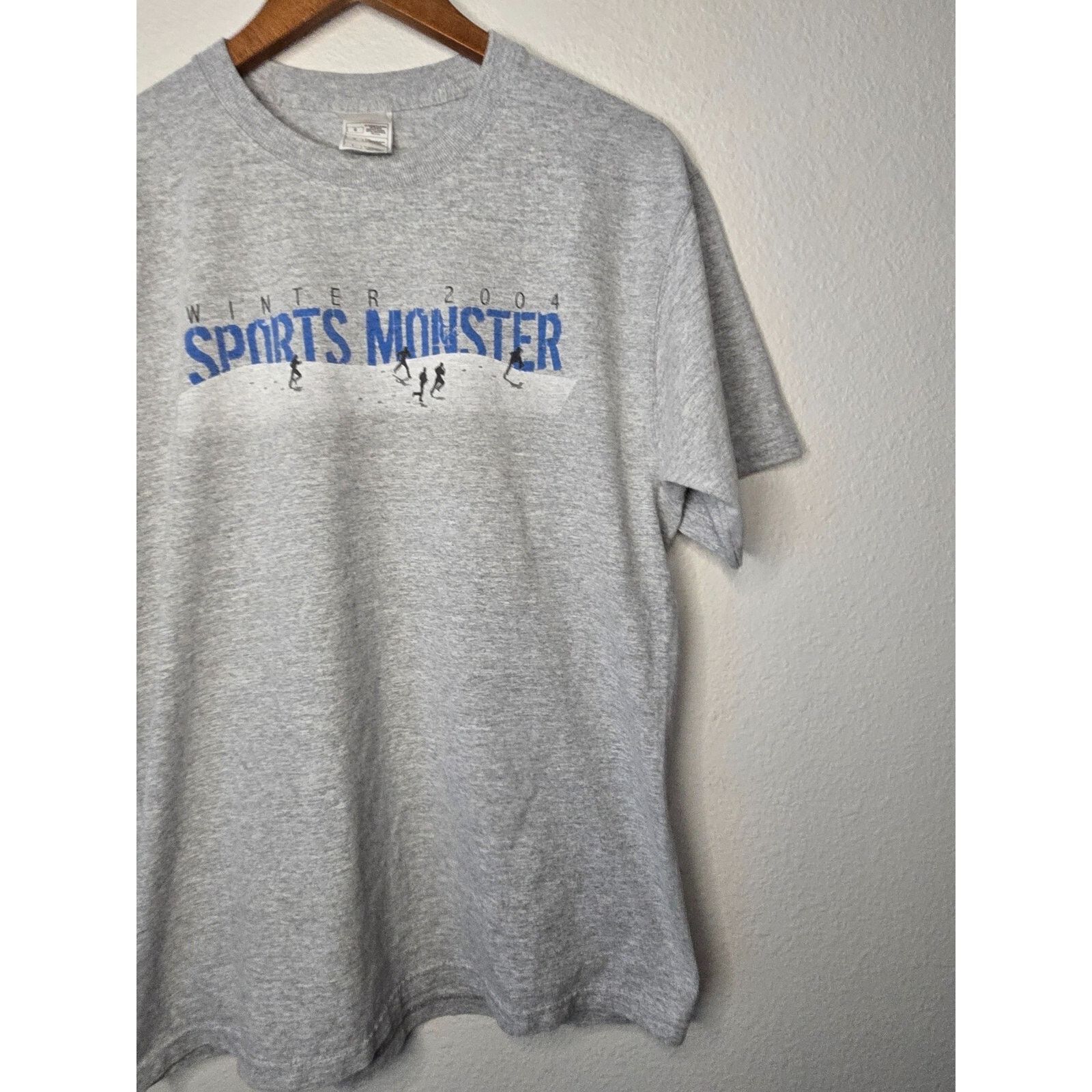 Fruit Of The Loom Vintage Sports Monster Shirt Gray Denver Sports Tee 2004 L Size US L / EU 52-54 / 3 - 6 Thumbnail