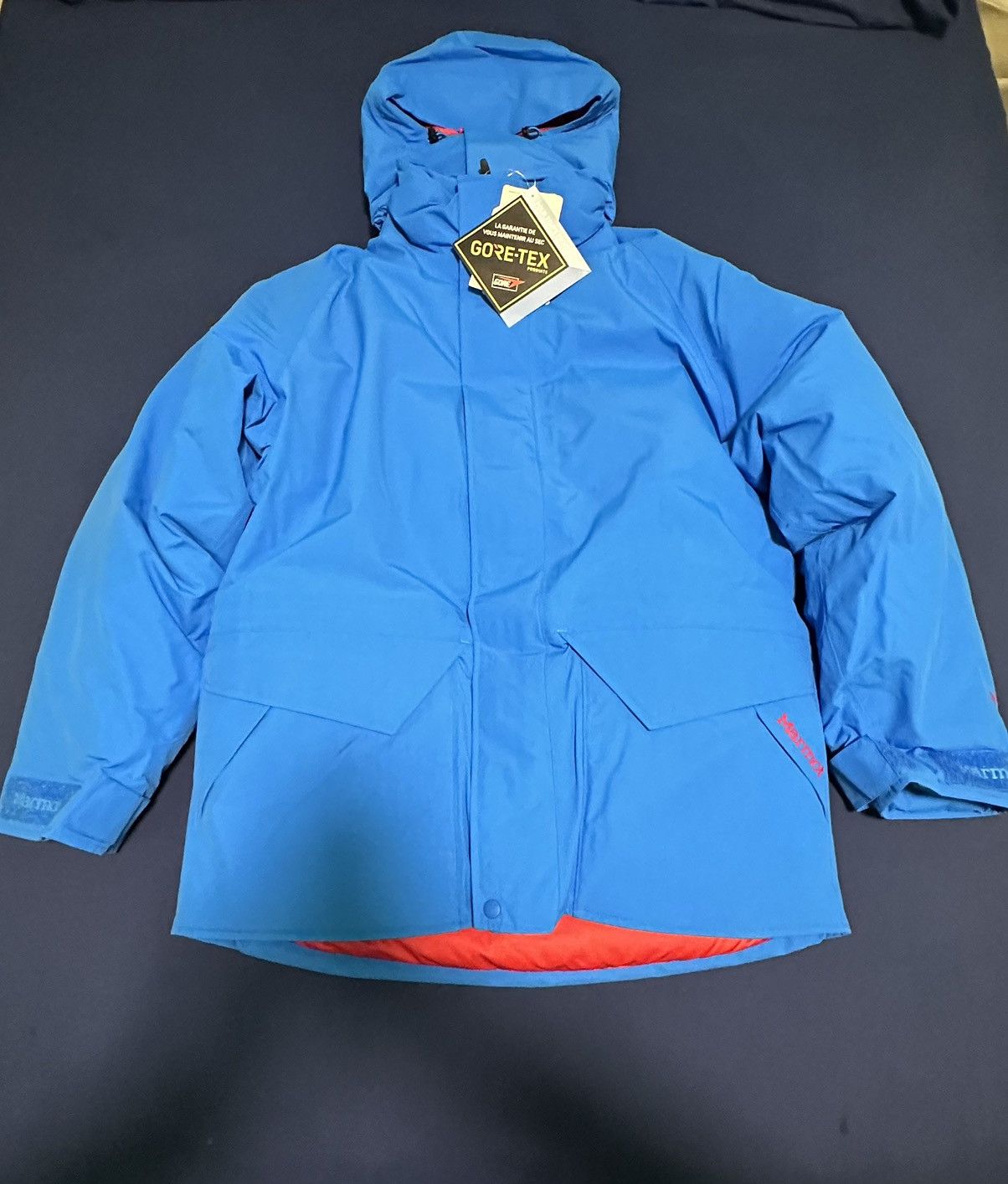 image of Goretex Men’S Mammoth Gore-Tex in Blue, Men's (Size Medium)