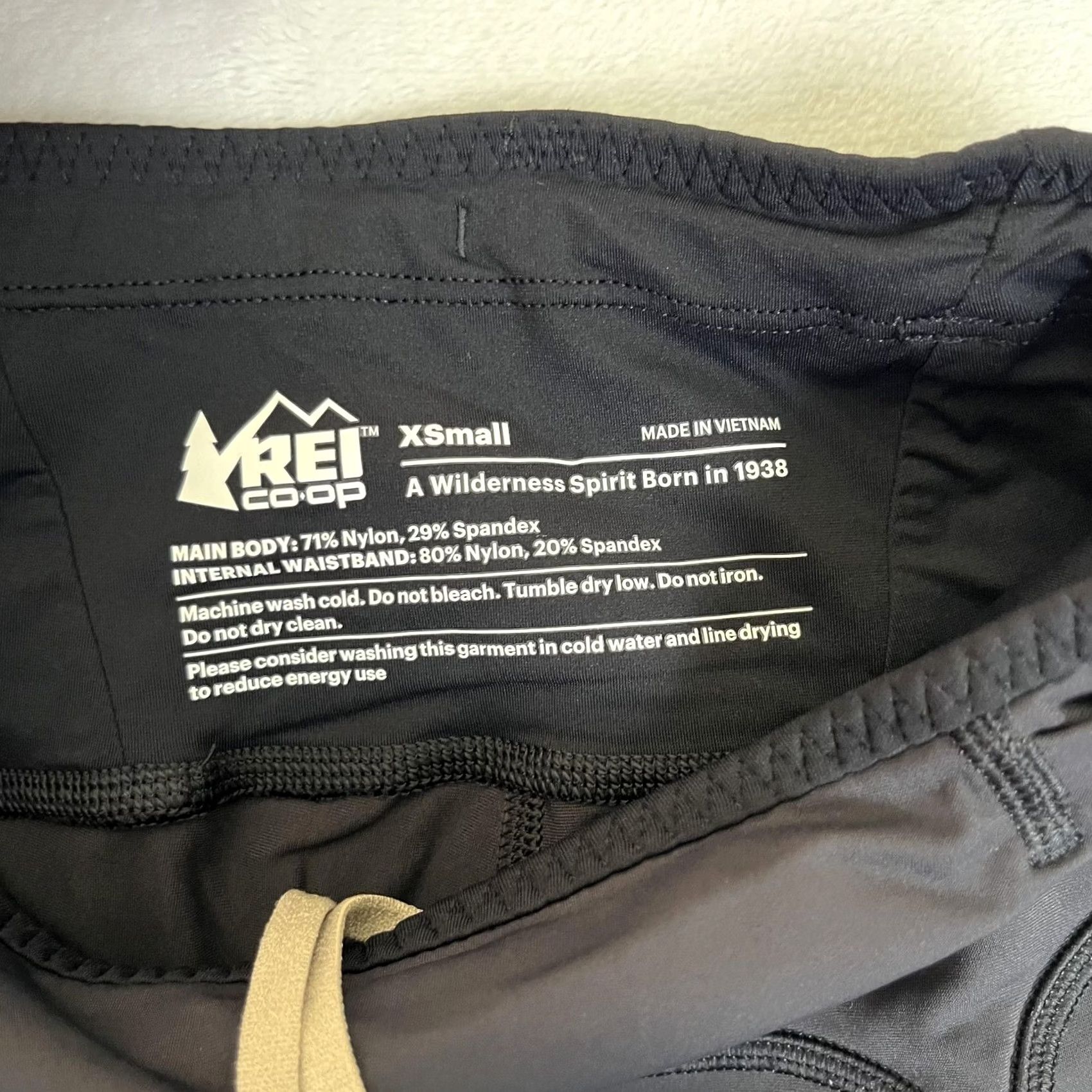 Vintage REI Co-op Leggings Womens XSmall Black High Rise Pocket Ankle Athletic Hiking Size 26" / US 2 / IT 38 - 6 Thumbnail
