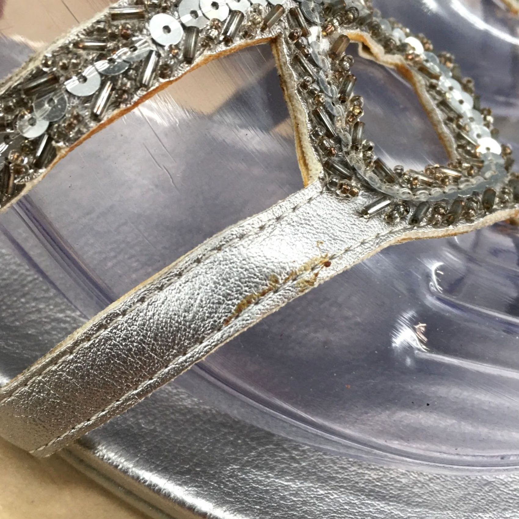 Kenneth Cole Kenneth Cole Reaction Sandals Womens 9 Thong Silver Sequins Casual Comfort Flats Size US 9 / IT 39 - 4 Thumbnail