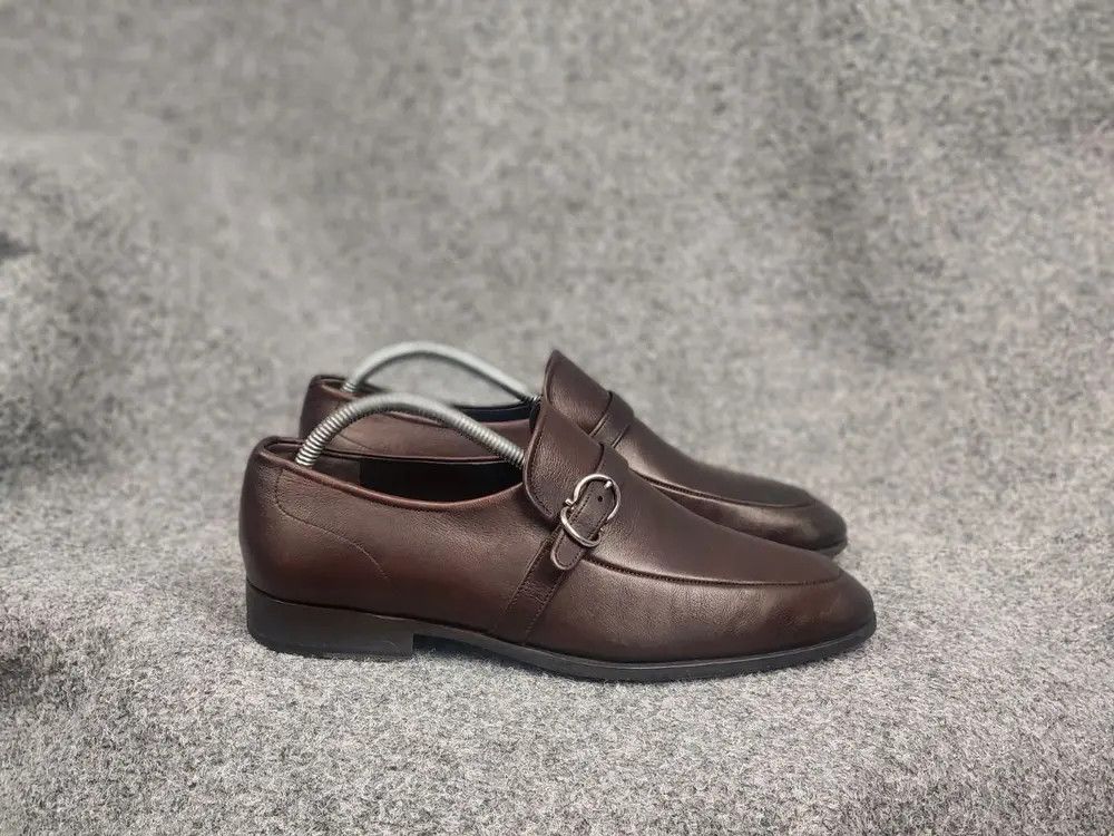 Salvatore Ferragamo Salvatore Ferragamo Terence Apron Toe Loafer Logo Shoes Size US 9 / EU 42 - 1 Thumbnail