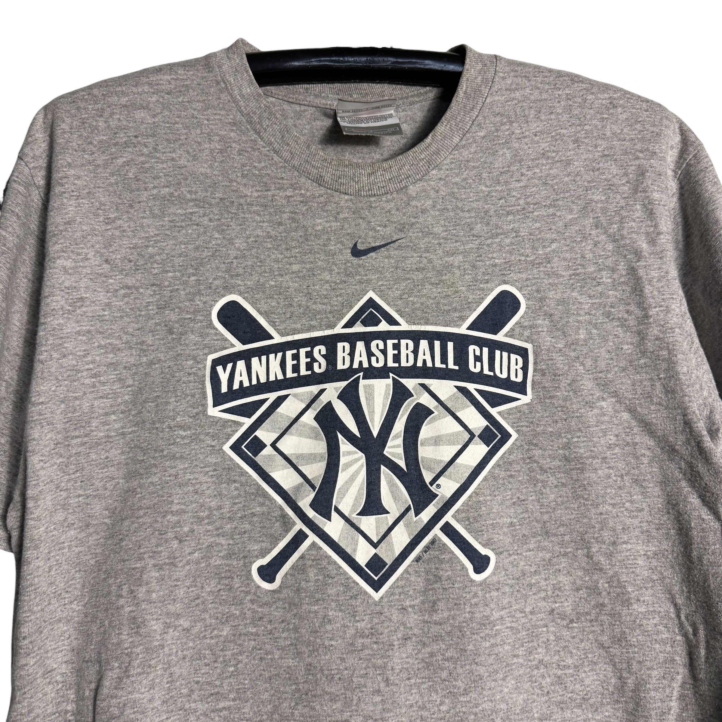 Nike 🔥RARE🔥Vintage Nike Team MLB New York Yankess Club T-shirt Size US S / EU 44-46 / 1 - 2 Thumbnail