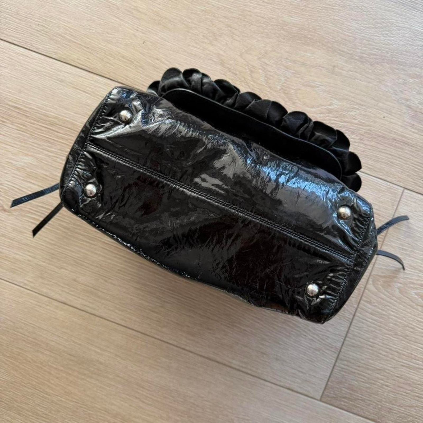 Miu Miu Miu Miu Patent Leather Ruffle Handbag Black Y2K Size ONE SIZE - 7 Thumbnail