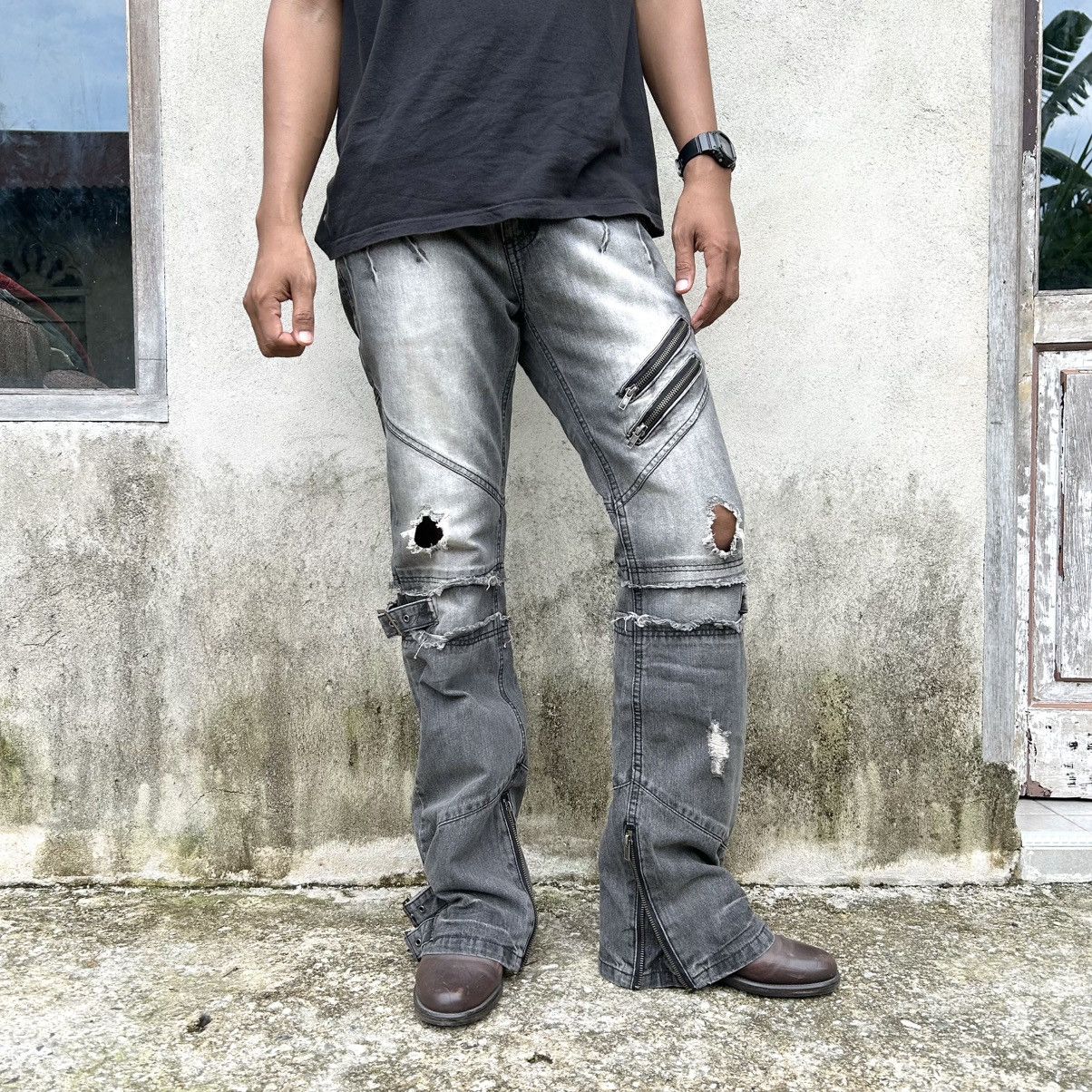Japanese Brand Black Baccara Multizipper Distressed Bondage Flare Jeans Size US 30 / EU 46 - 6 Thumbnail