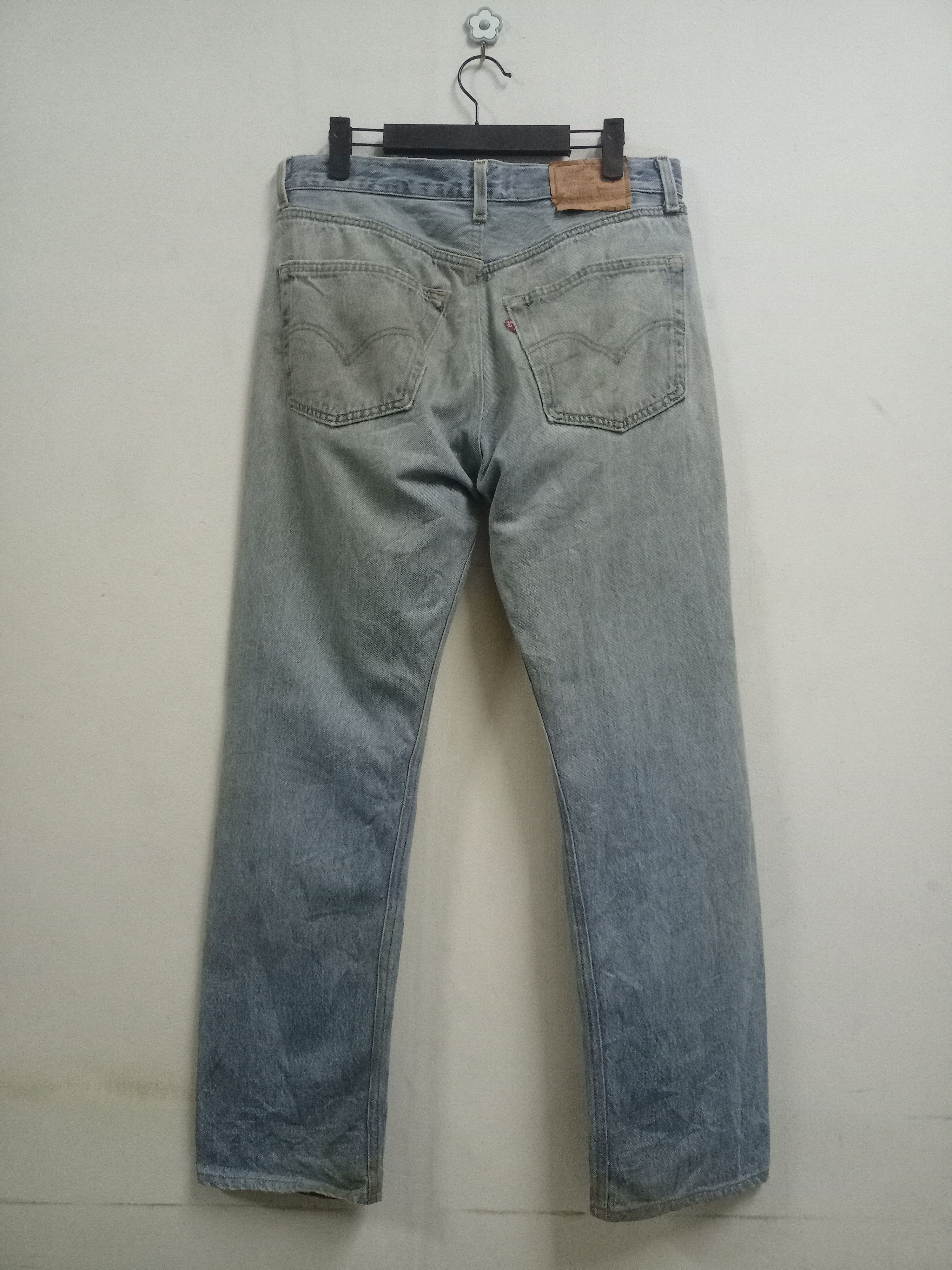 Levi's Vintage 90s Levis 501 Mud Wash Distressed Loose Jeans 32x29 Size US 32 / EU 48 - 2 Thumbnail