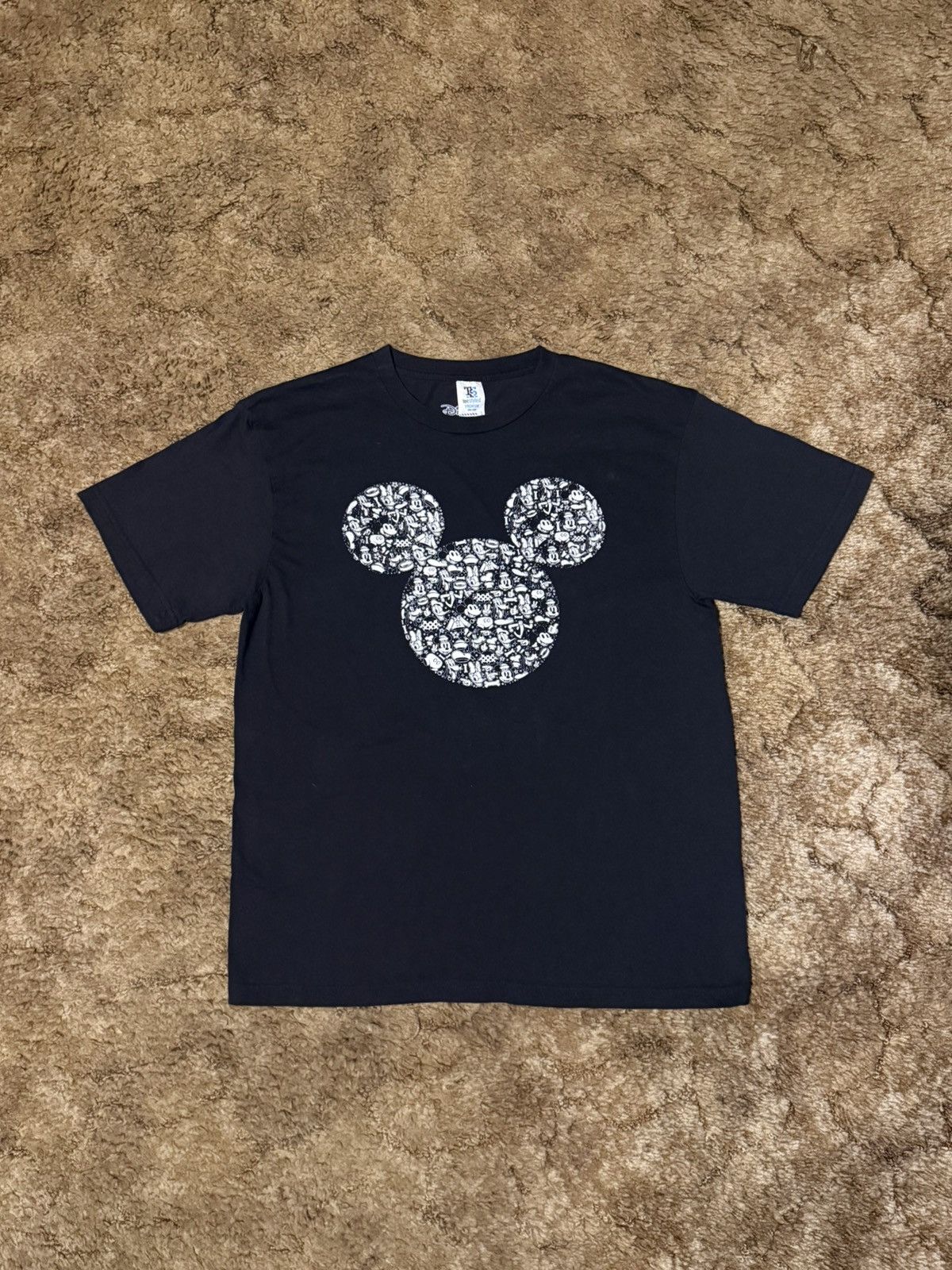 Disney Vintage Y2K Disney Mickey Mouse Ears T-Shirt Tee Black Large Size US L / EU 52-54 / 3 - 1 Thumbnail