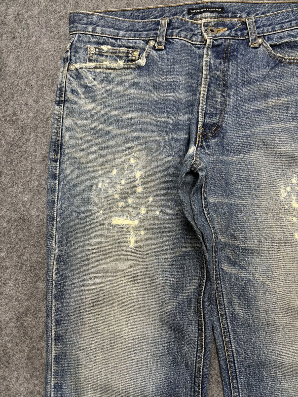 Japanese Brand 💥Vintage LOUNGE LIZARD Japan Crash Distressed Denim F679 Size US 33 - 4 Thumbnail