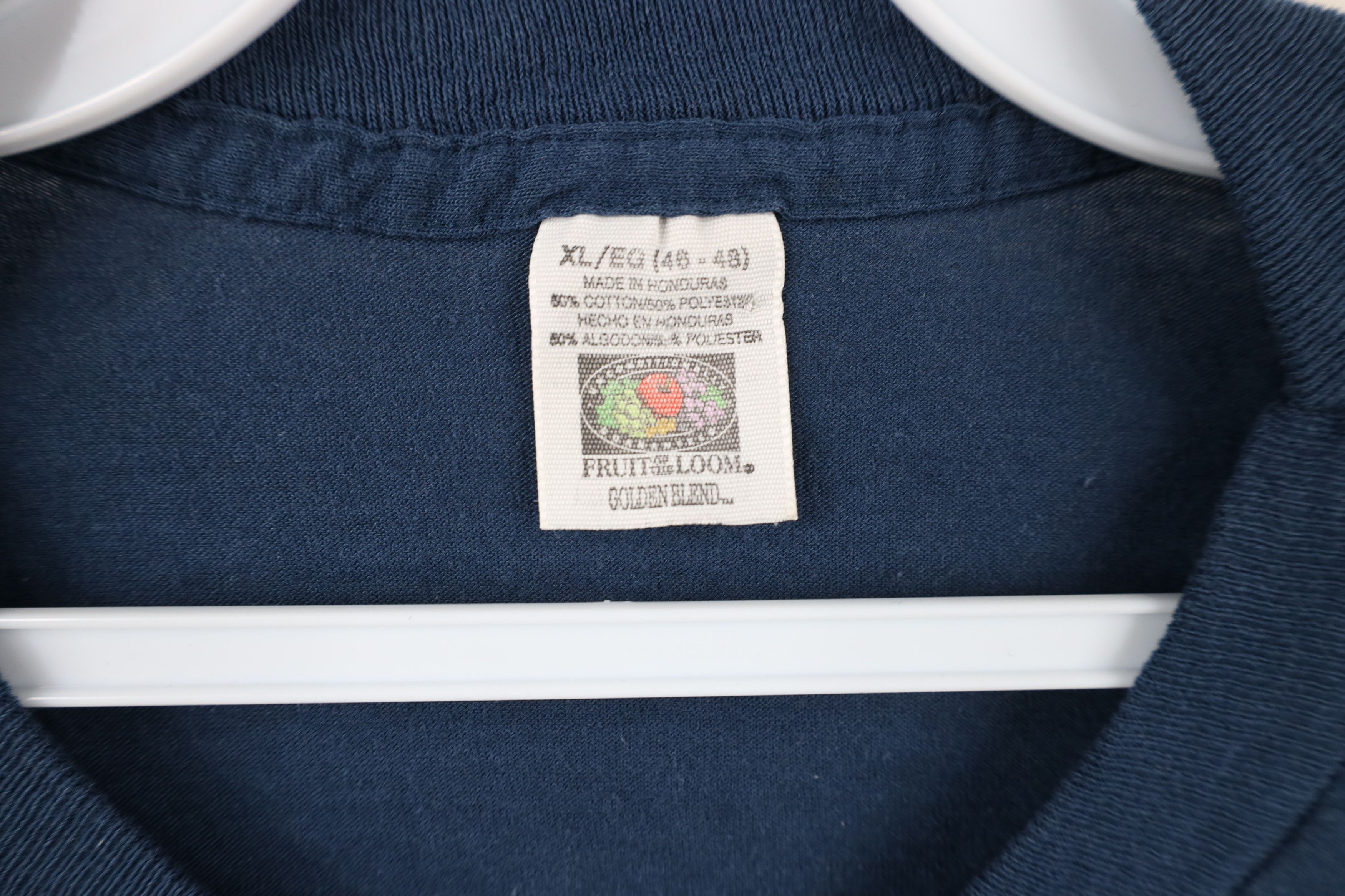 Vintage Vintage 90s Streetwear Thin Short Sleeve Pocket T-Shirt Blue Size US XL / EU 56 / 4 - 9 Thumbnail