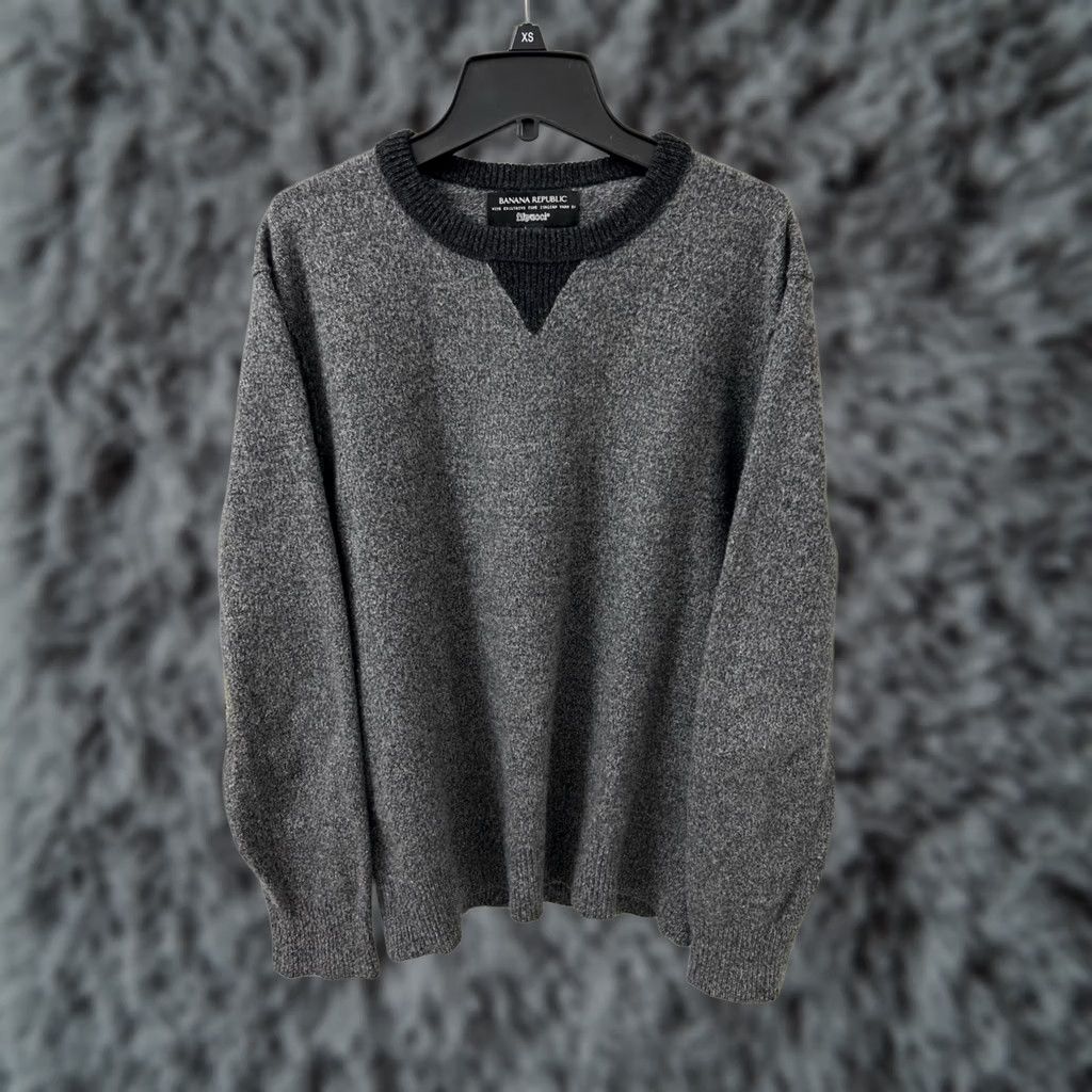 Banana Republic VINTAGE Banana Republic Sweater Womens M Gray Merino Wool Filpucci Italian Yarn L/S Size M / US 6-8 / IT 42-44 - 1 Thumbnail