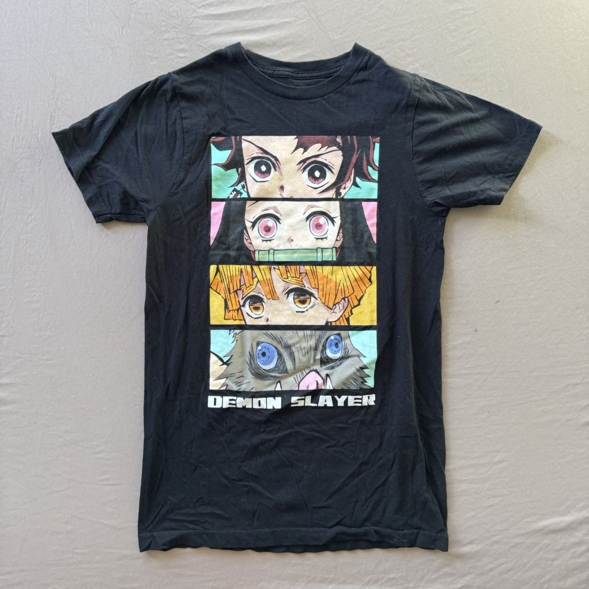 Hot Topic Demon Slayer Anime Manga Graphic Tee Size US S / EU 44-46 / 1 - 1 Thumbnail