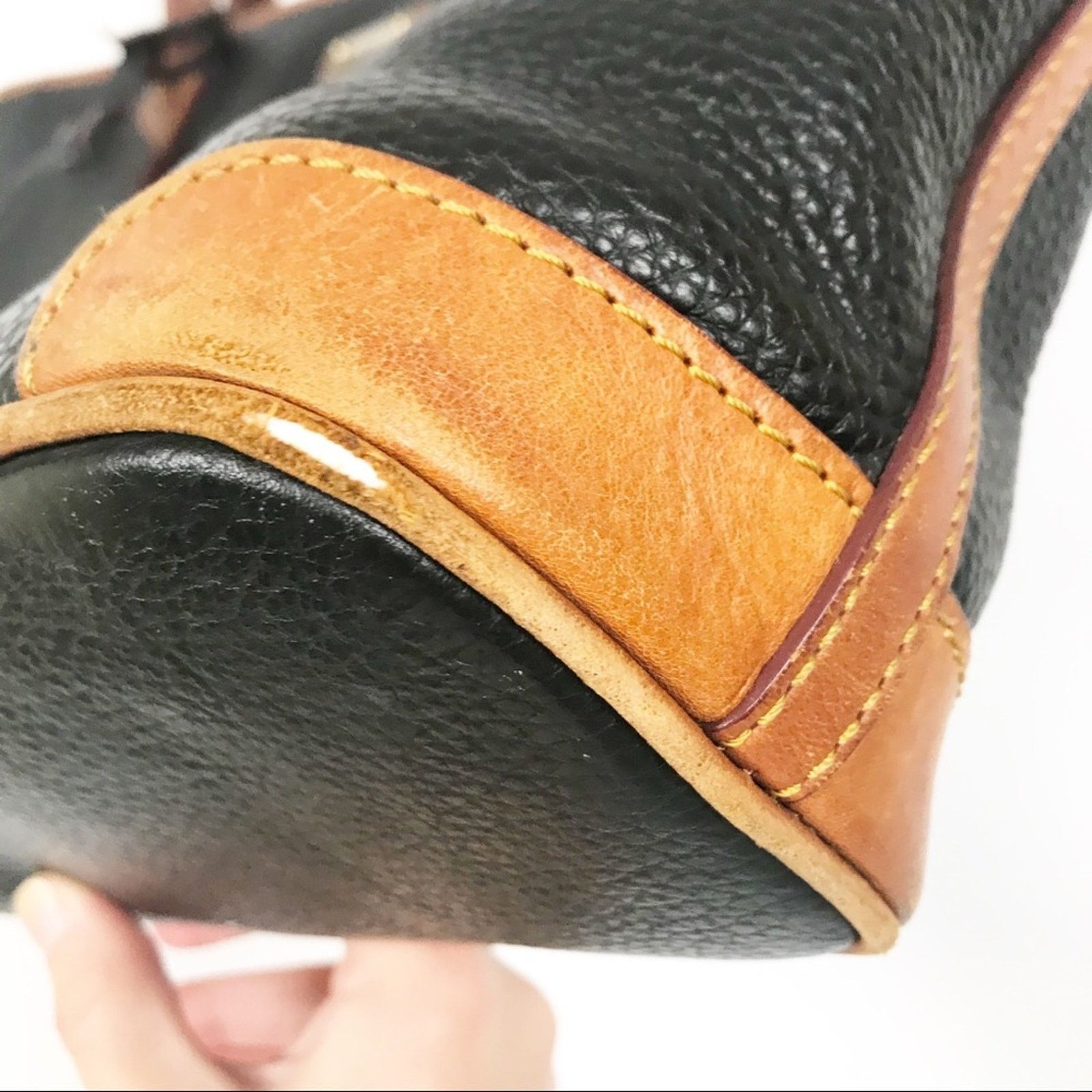 Dooney & Bourke Dooney & Bourke Black Leather Handbag Size ONE SIZE - 6 Thumbnail