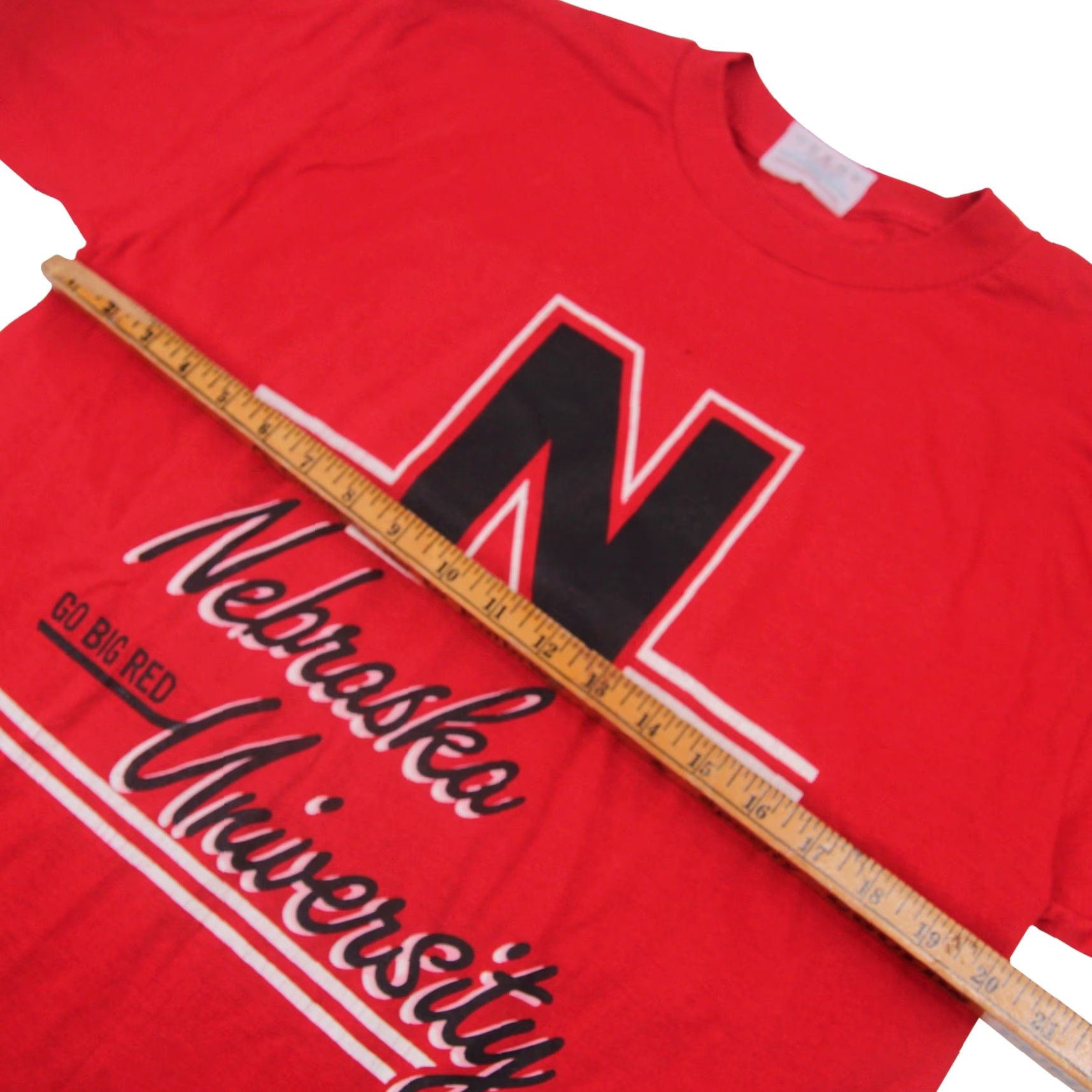 Vintage VINTAGE Nebraska Cornhuskers Mens XL T-Shirt Red Shirt Size US XL / EU 56 / 4 - 7 Thumbnail