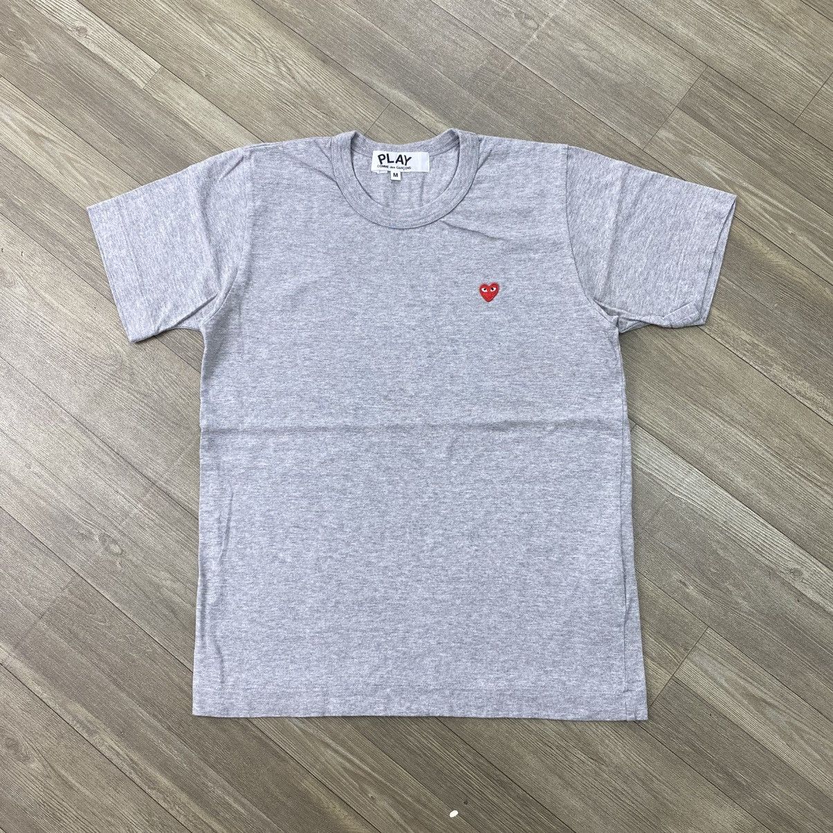 Comme des Garcons PLAY AD2021 Comme des Garçons Play CDG Small Heart Logo Tee Size US S / EU 44-46 / 1 - 1 Thumbnail