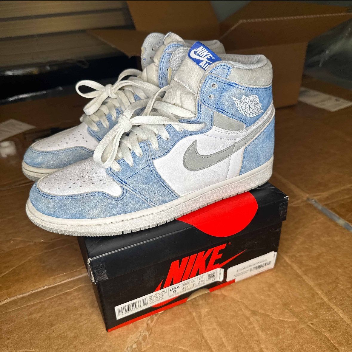 mens jordan 1 hyper royal