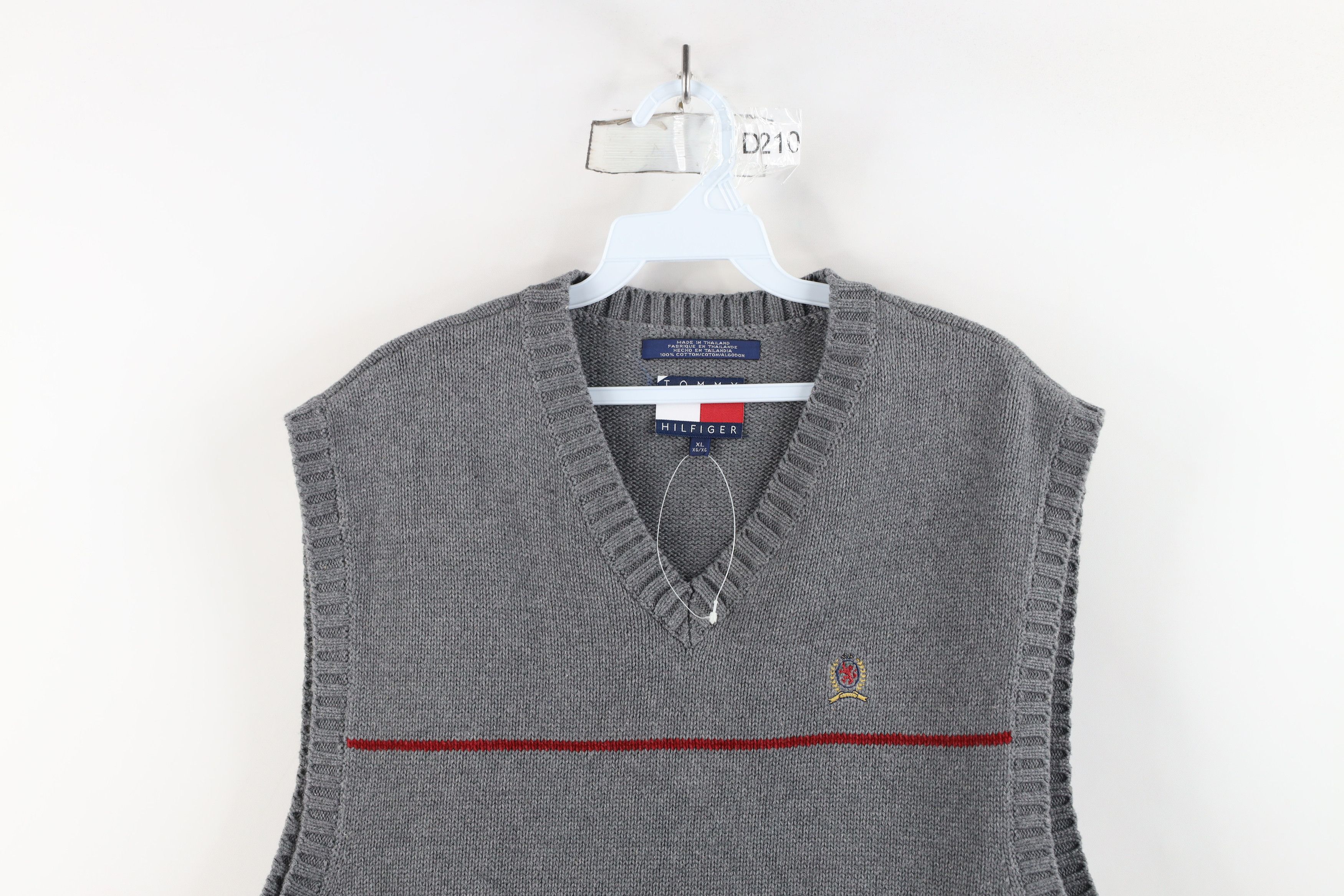 Tommy Hilfiger × Vintage Deadstock Vintage 90s Tommy Hilfiger Crest Knit Sweater Vest Size US XL / EU 56 / 4 - 2 Thumbnail