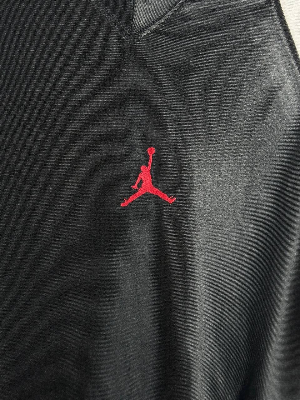 Jordan Brand × Nike × Vintage Nike Tank Top Jordan Vintage Mini Center Logo Y2k Style Size US S / EU 44-46 / 1 - 6 Thumbnail