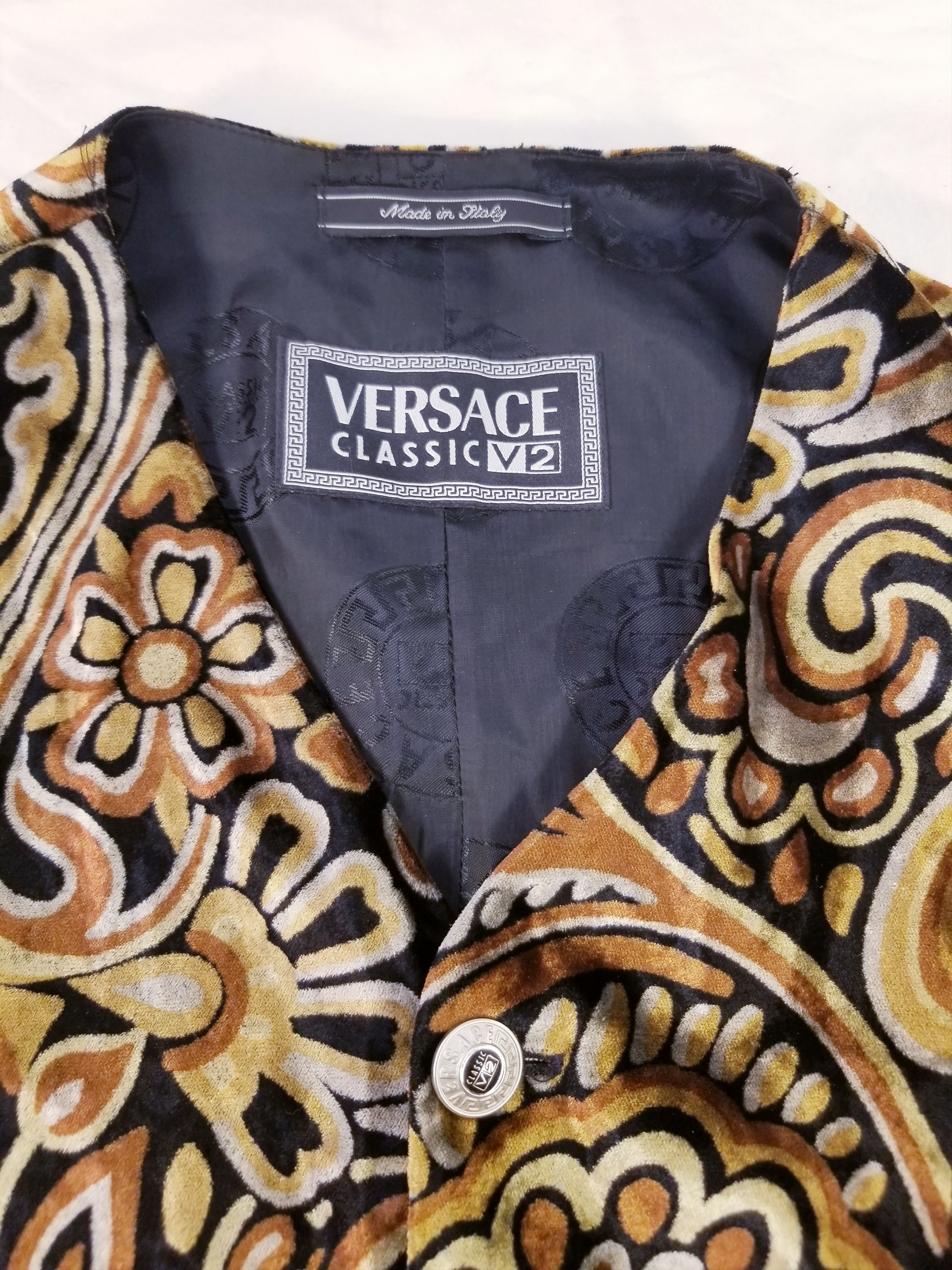 Versace V2 VELVET PAISLEY FLORAL VINTAGE Size US M / EU 48-50 / 2 - 2 Thumbnail