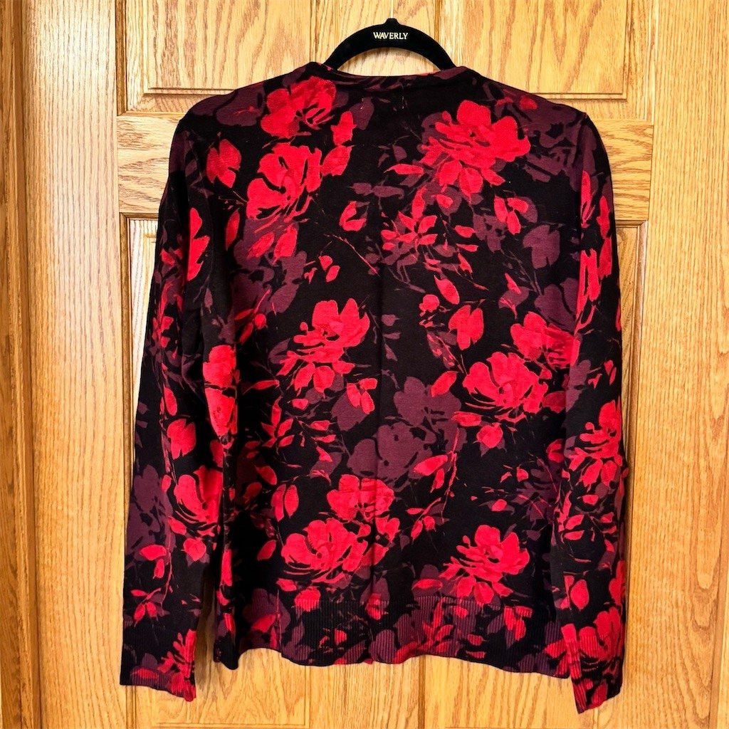 Croft & Barrow Croft & Barrow Cardigan Sweater Womens XL Floral Button Fro Size XL / US 12-14 / IT 48-50 - 2 Thumbnail
