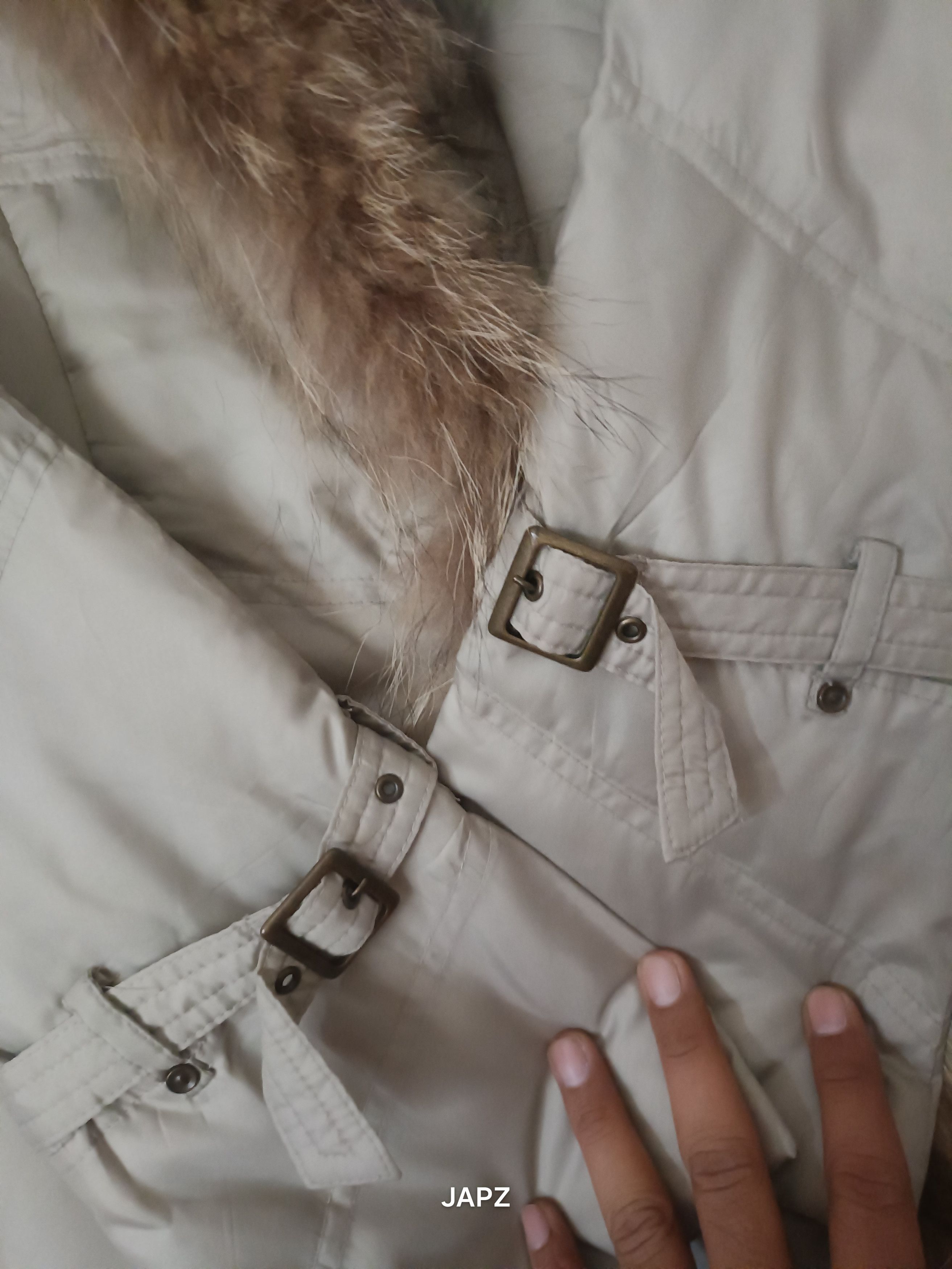 Japanese Brand Beatrice down coat with detachable fur Size XS / US 0-2 / IT 36-38 - 3 Thumbnail