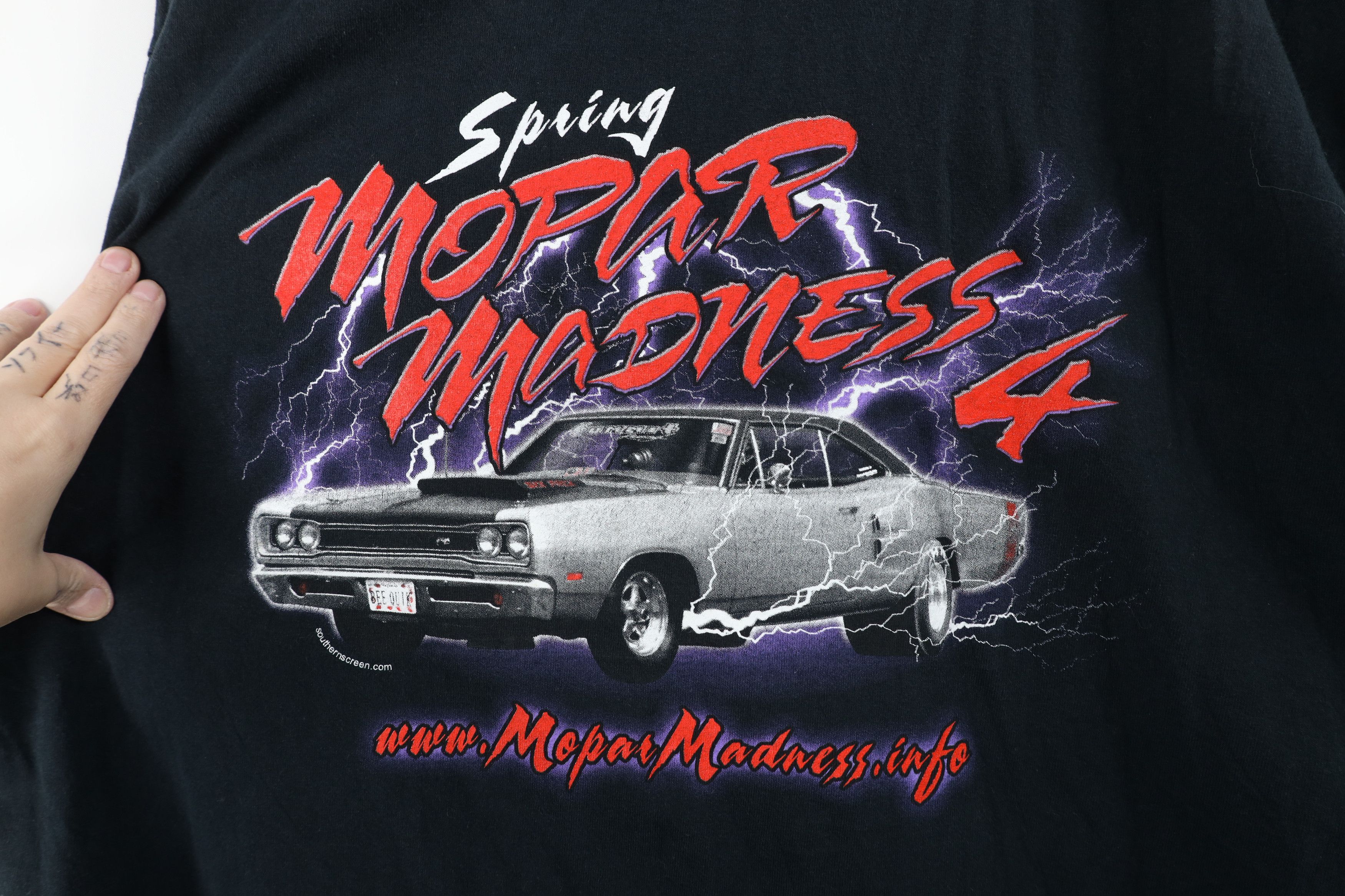 Vintage Vintage Y2K Streetwear Mopar Madness 4 Car Lightning T-Shirt Size US XL / EU 56 / 4 - 11 Thumbnail