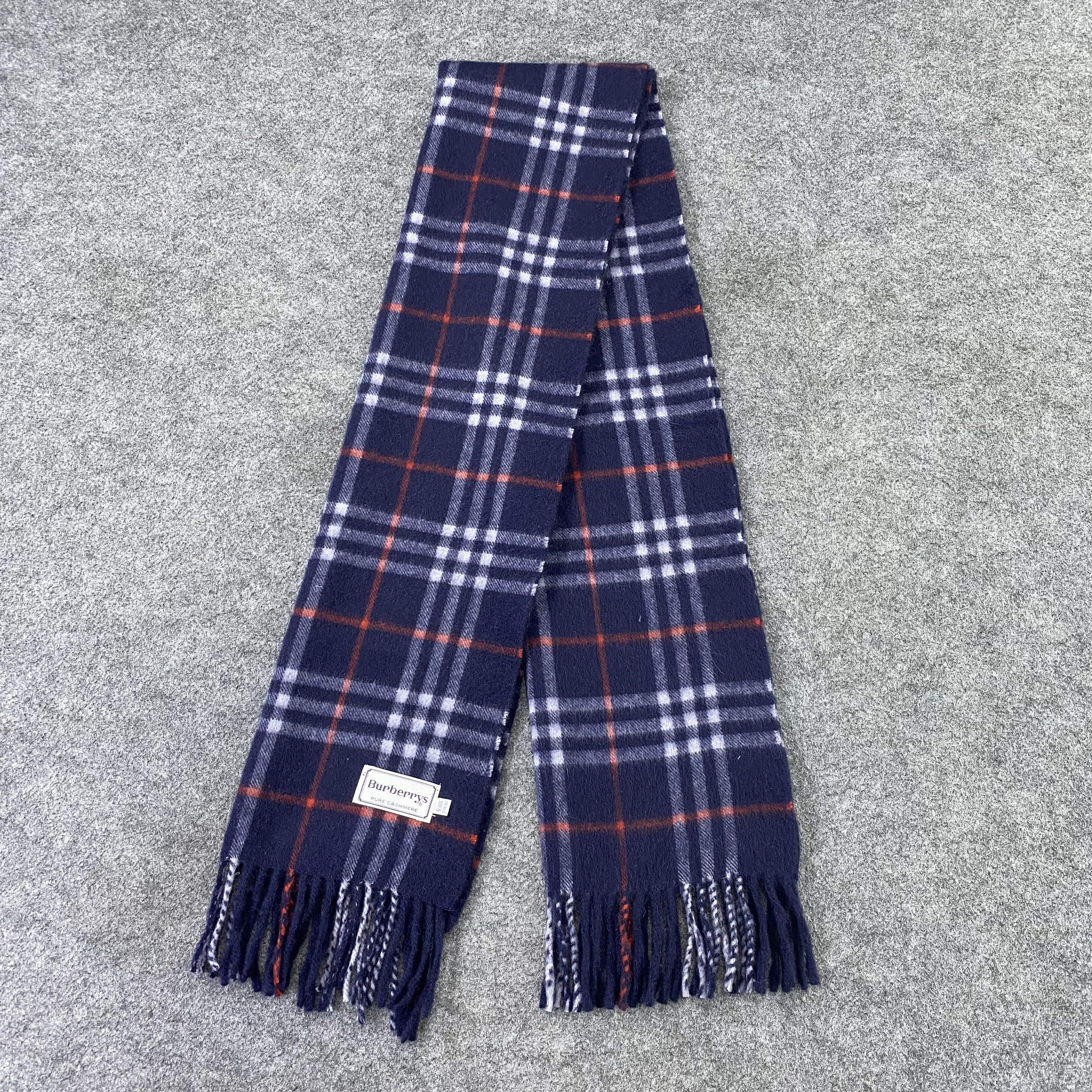 Burberry Burberry Cashmare Scarf / Muffler / Neckwear -T1525 Size ONE SIZE - 4 Thumbnail