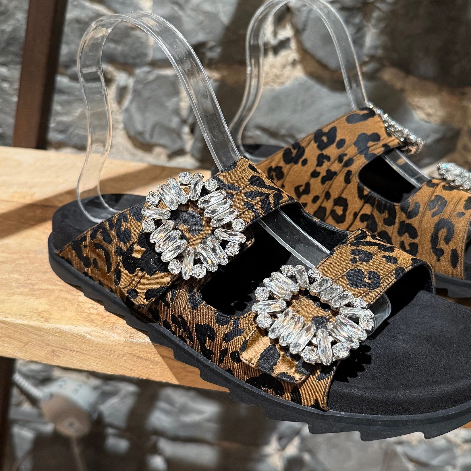 Roger Vivier Roger Vivier Slidy Viv Crystal Buckle Leopard Sandals Size US 9 / IT 39 - 2 Thumbnail